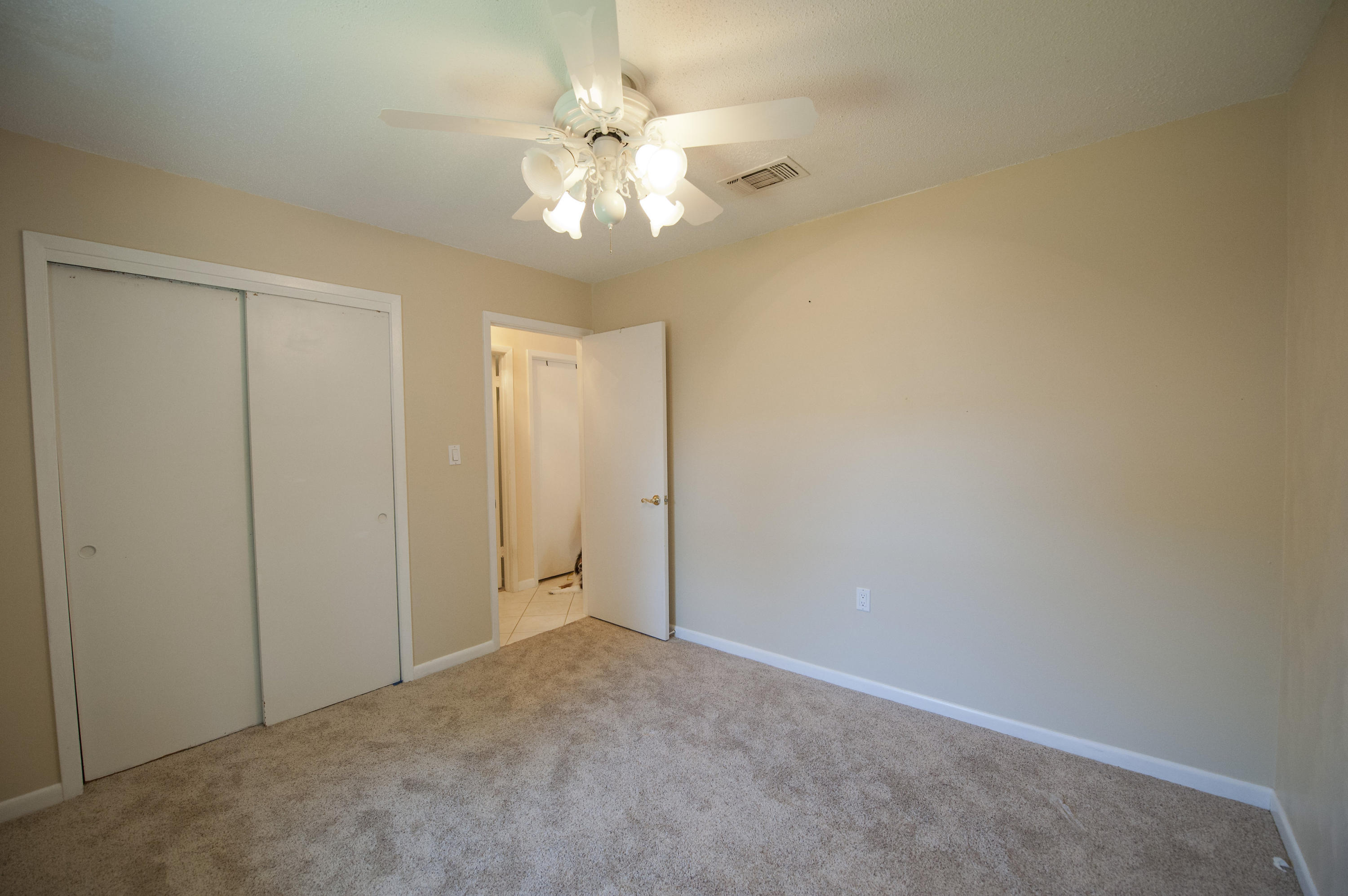 PALM ESTATES UNIT 3 - Residential