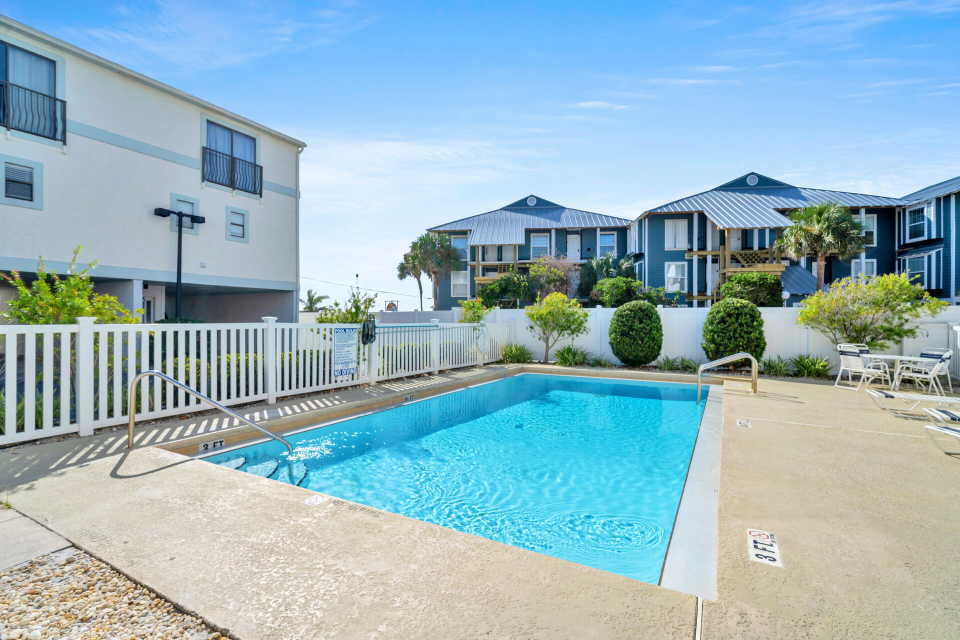 Costa Vista Townhomes - Residential