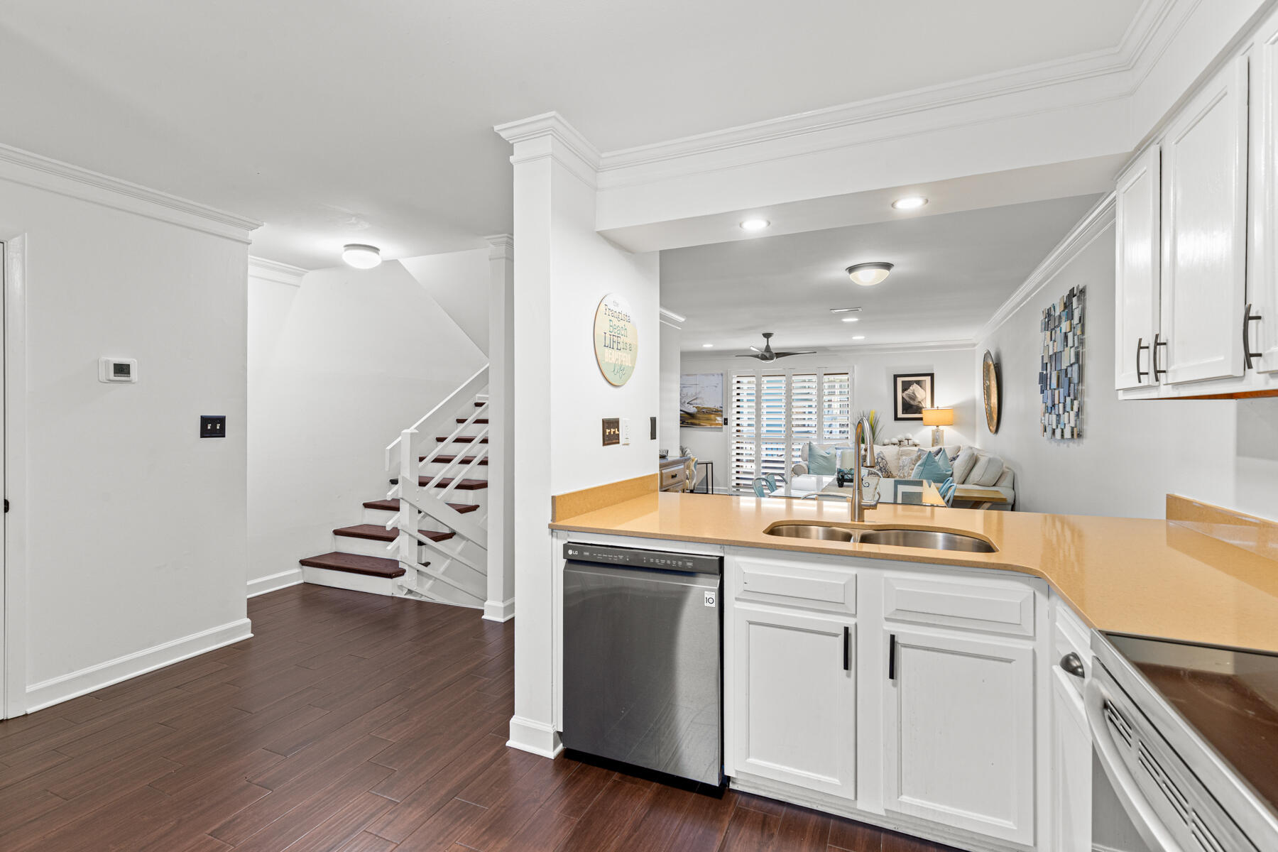 Costa Vista Townhomes - Residential