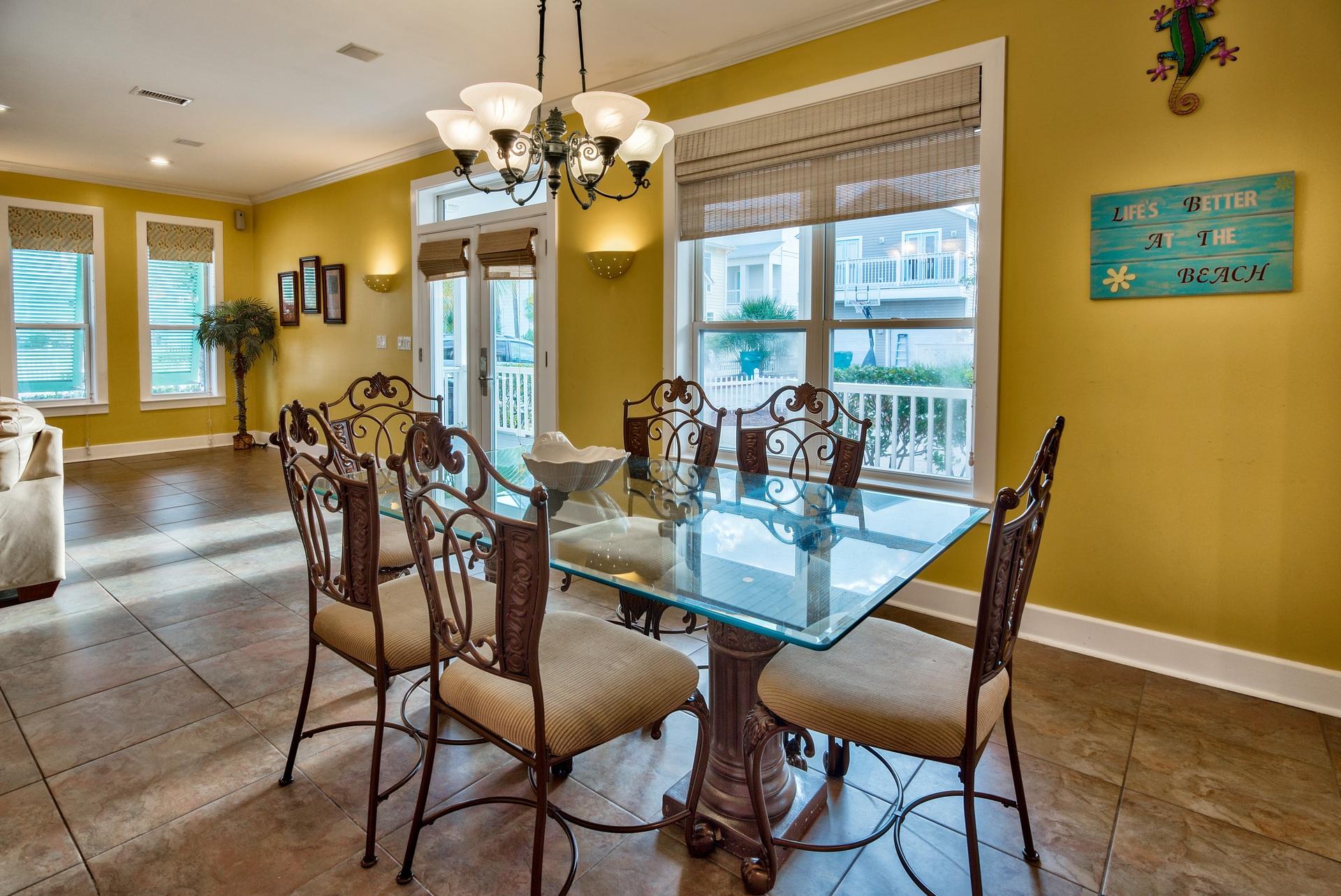 CRYSTAL SHORES - Residential