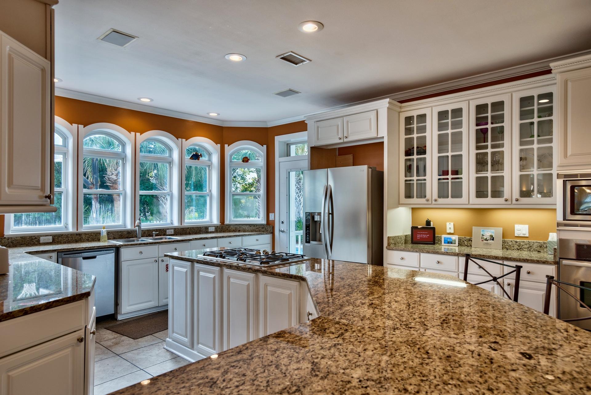 CRYSTAL SHORES - Residential