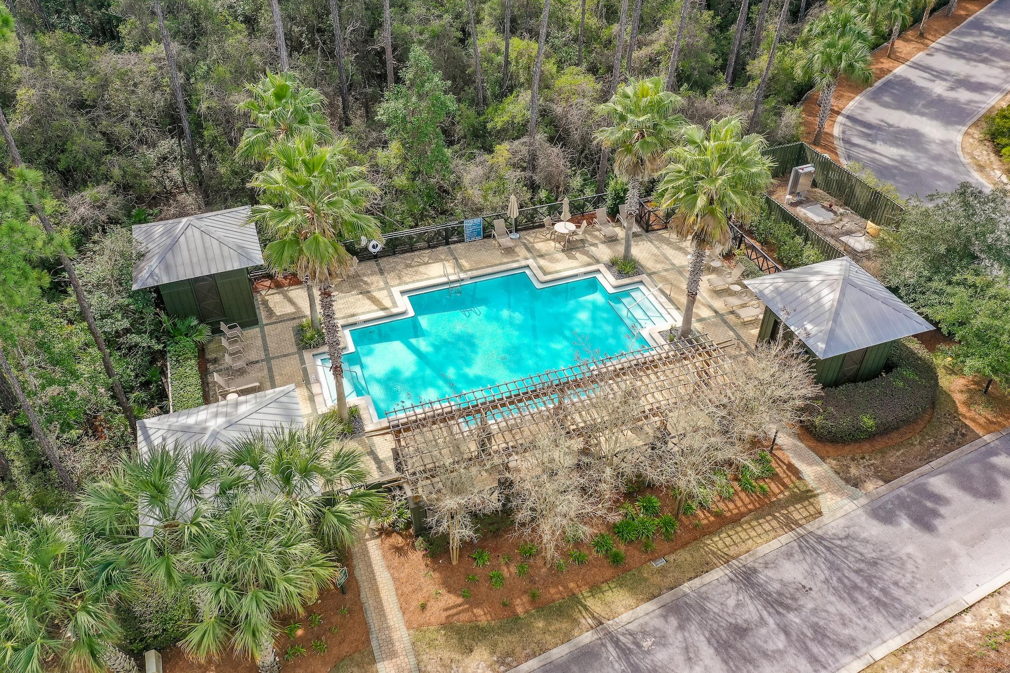 TREETOP VILLAGE - Residential