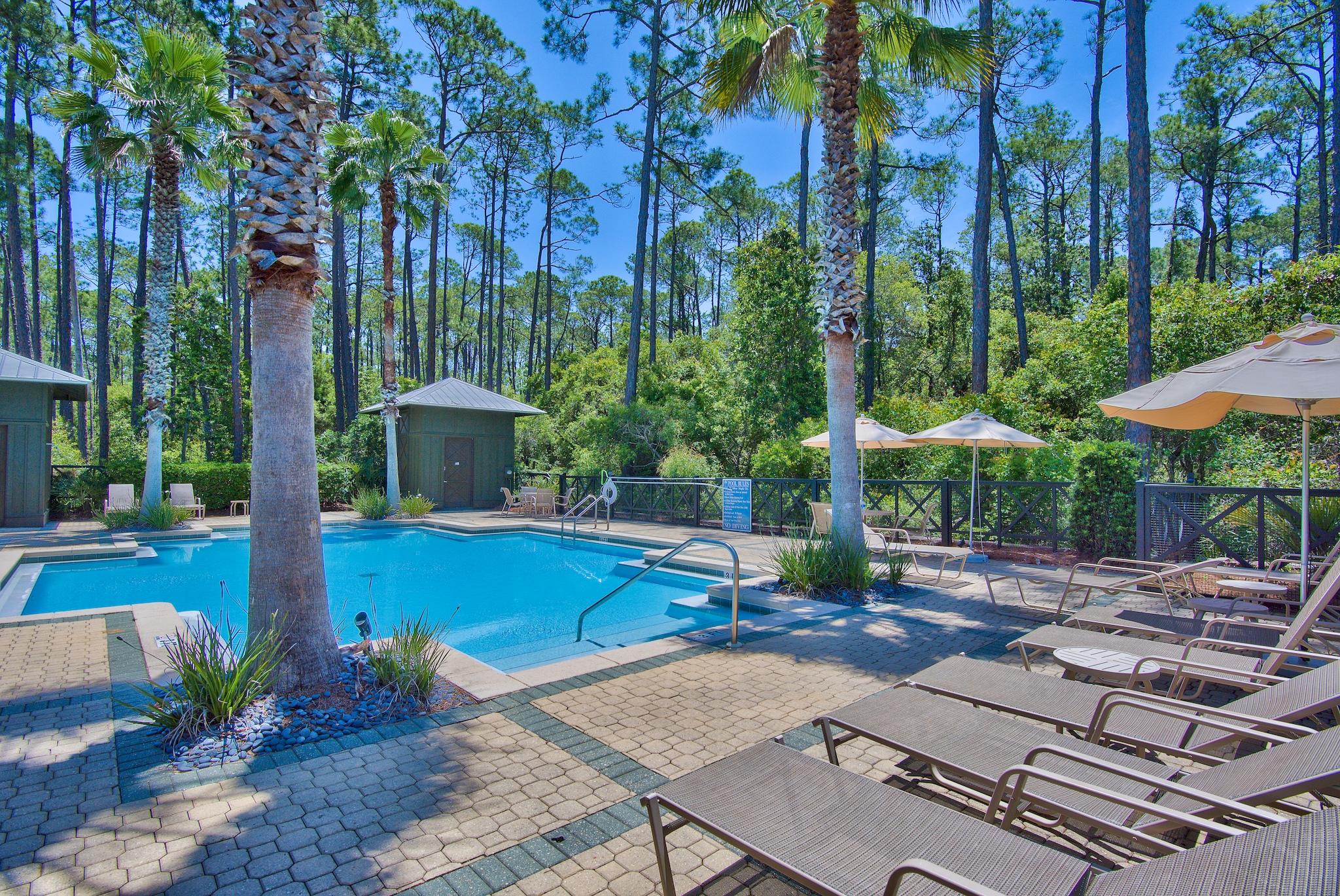TREETOP VILLAGE - Residential