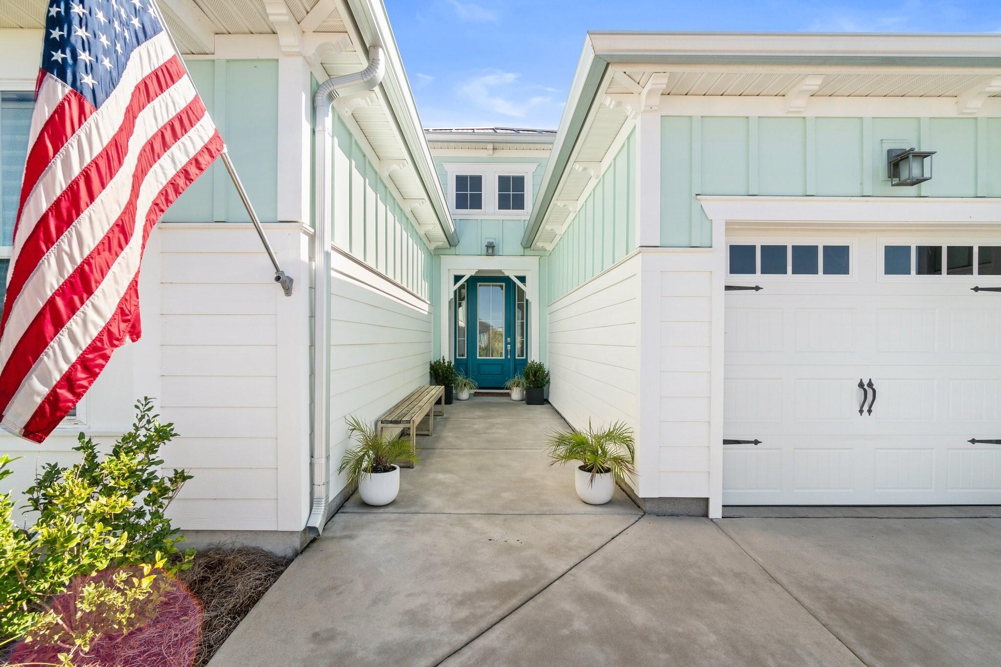 8411 Coral Reef Way