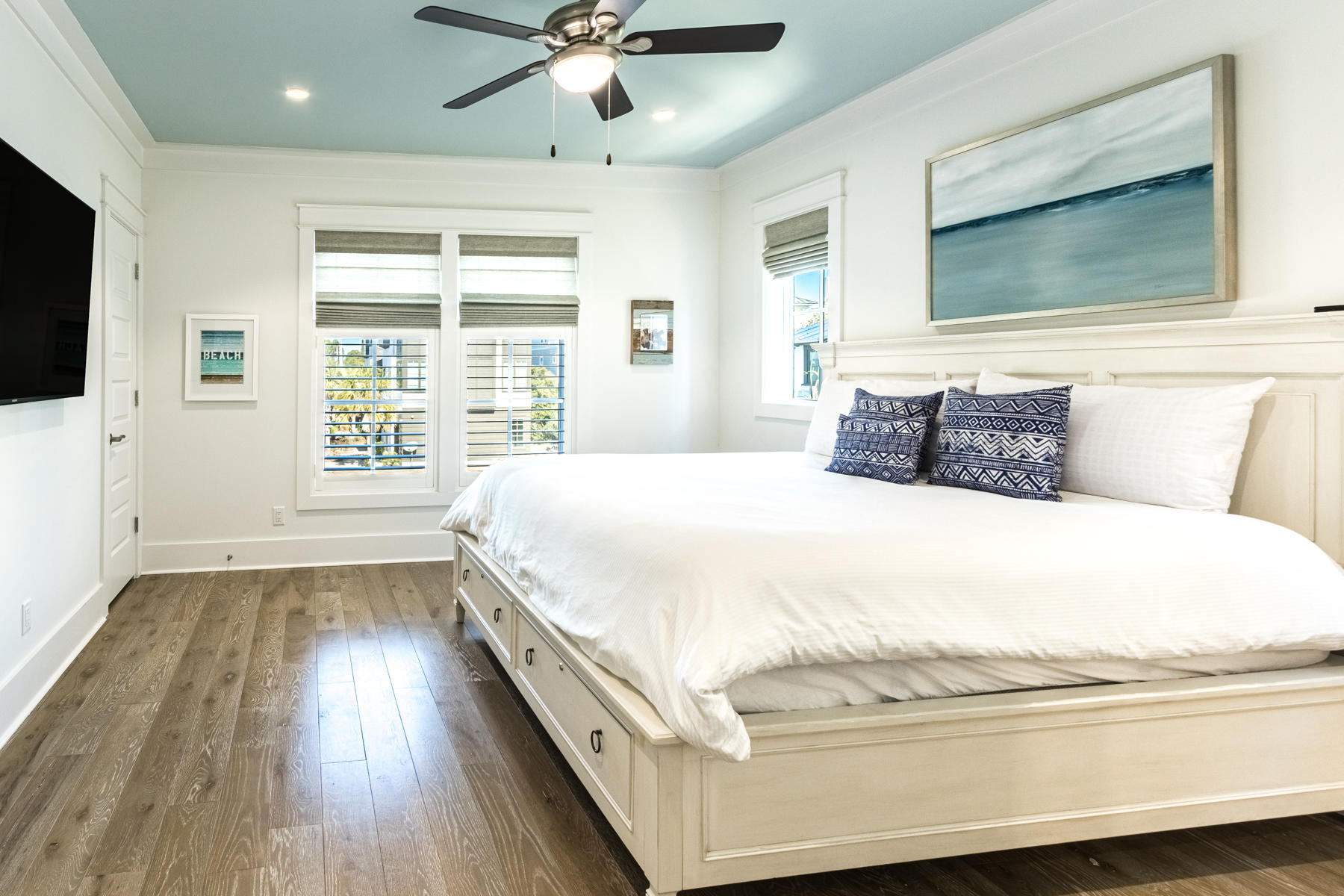 TRESCA PLACE - Residential