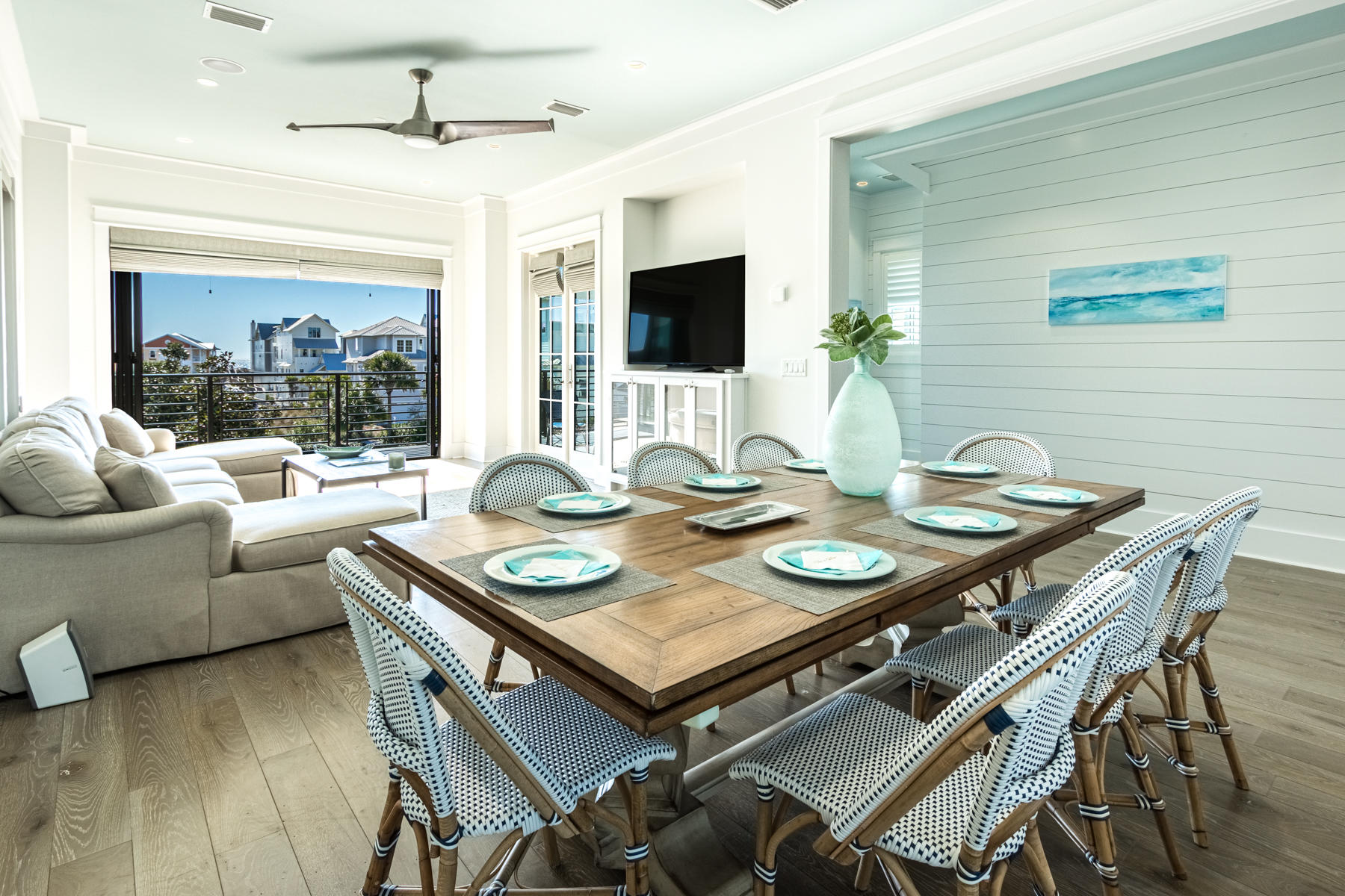 TRESCA PLACE - Residential