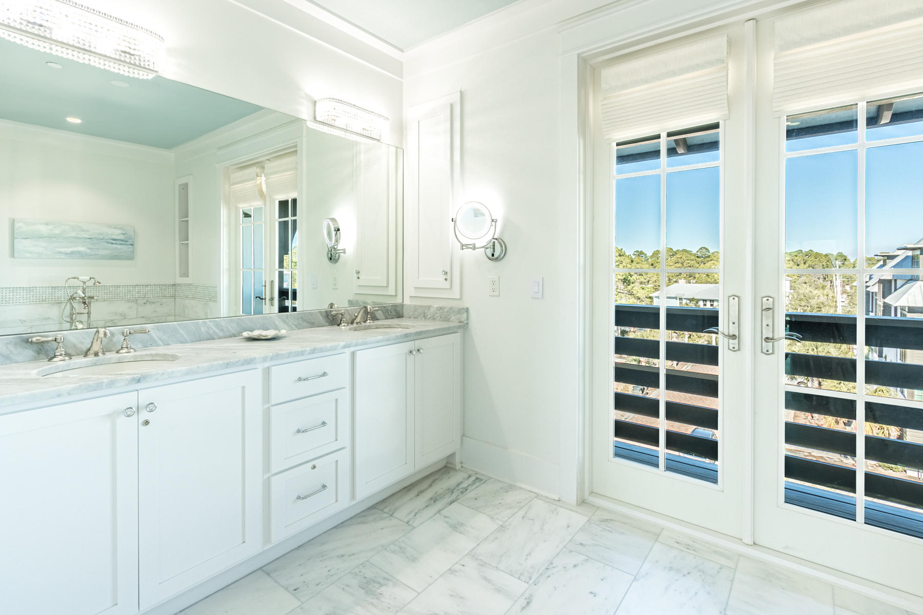 TRESCA PLACE - Residential