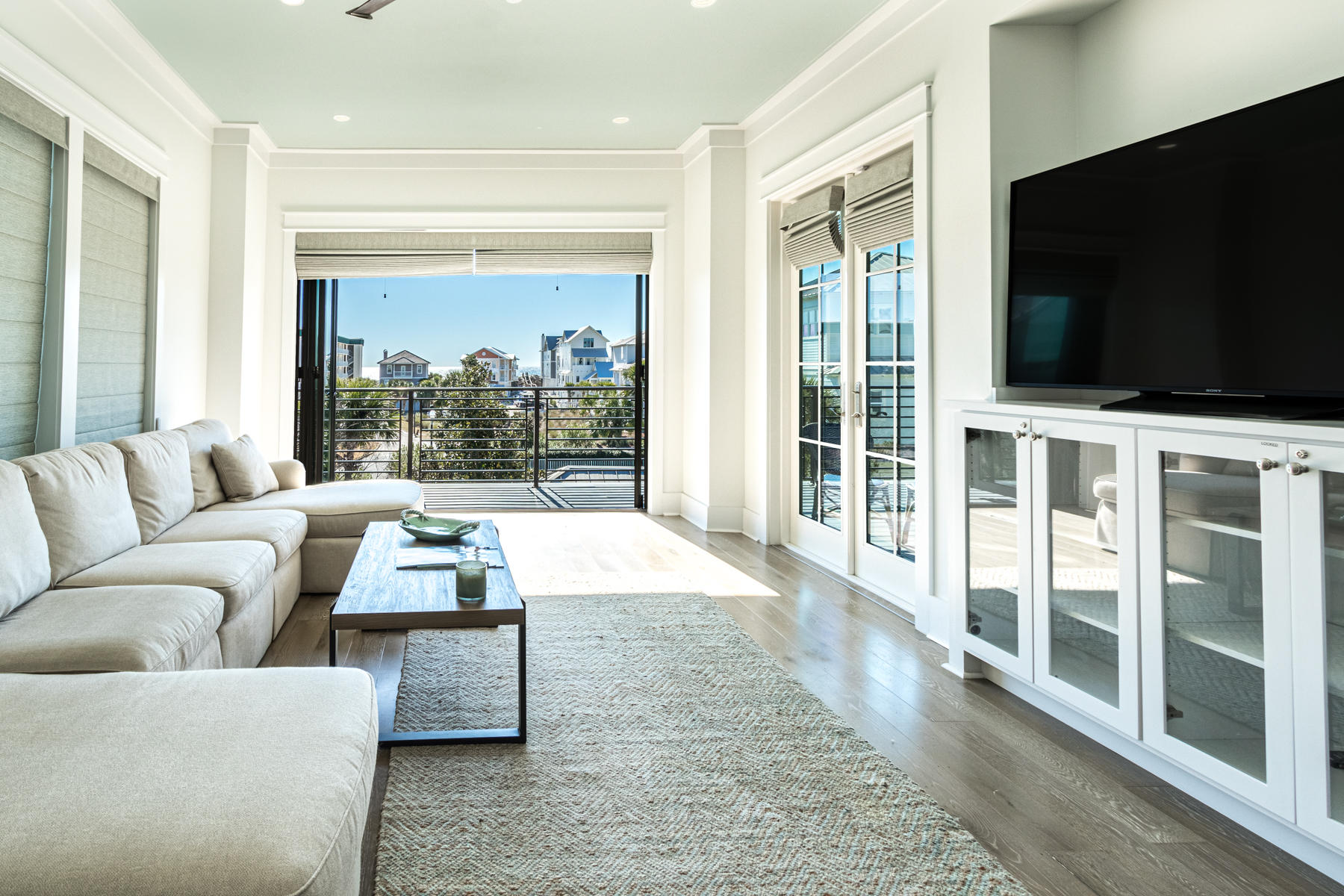 TRESCA PLACE - Residential