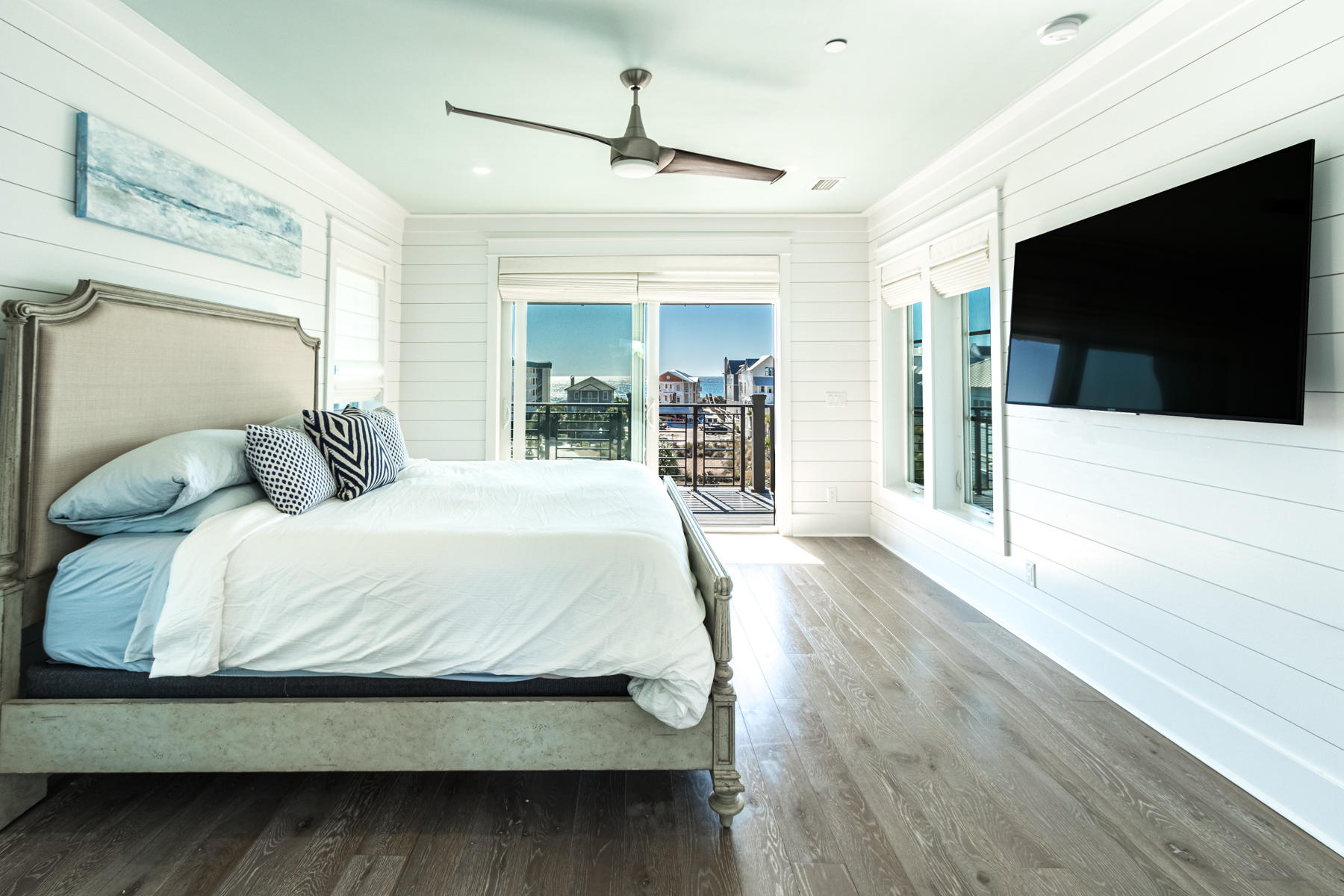TRESCA PLACE - Residential