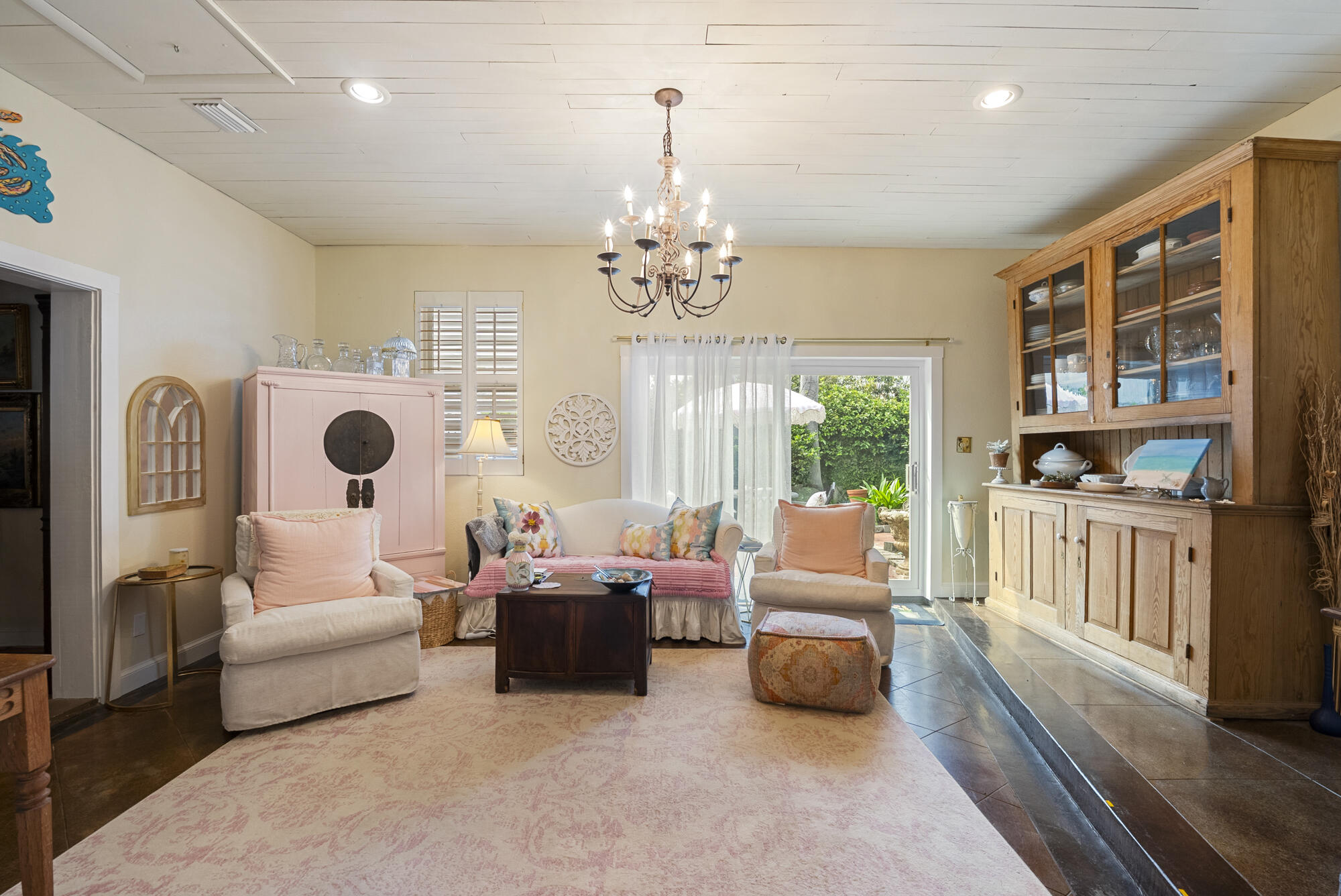 LAGUNA BEACH - Residential