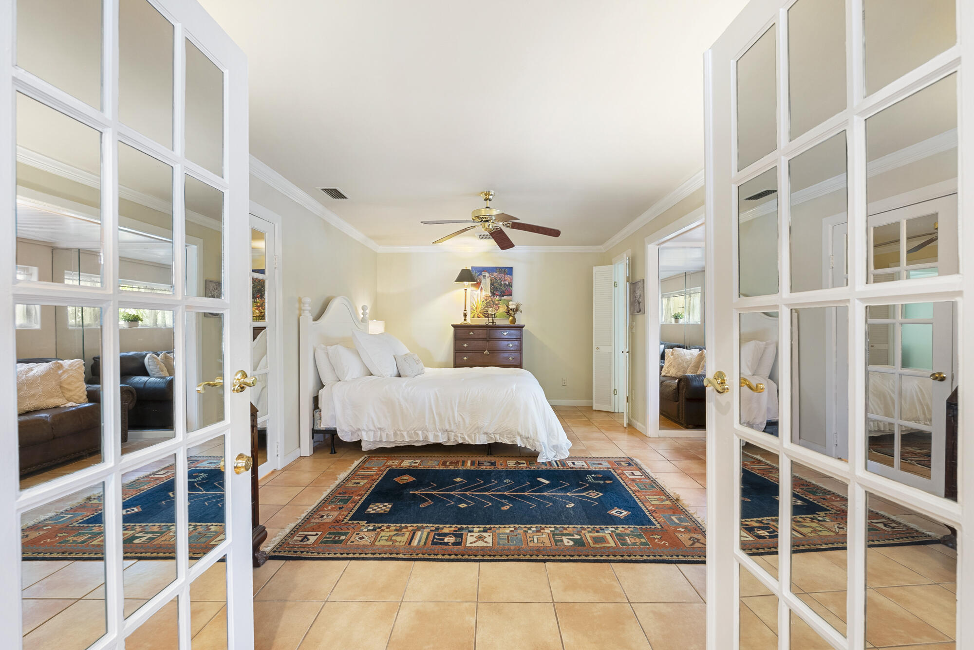 LAGUNA BEACH - Residential