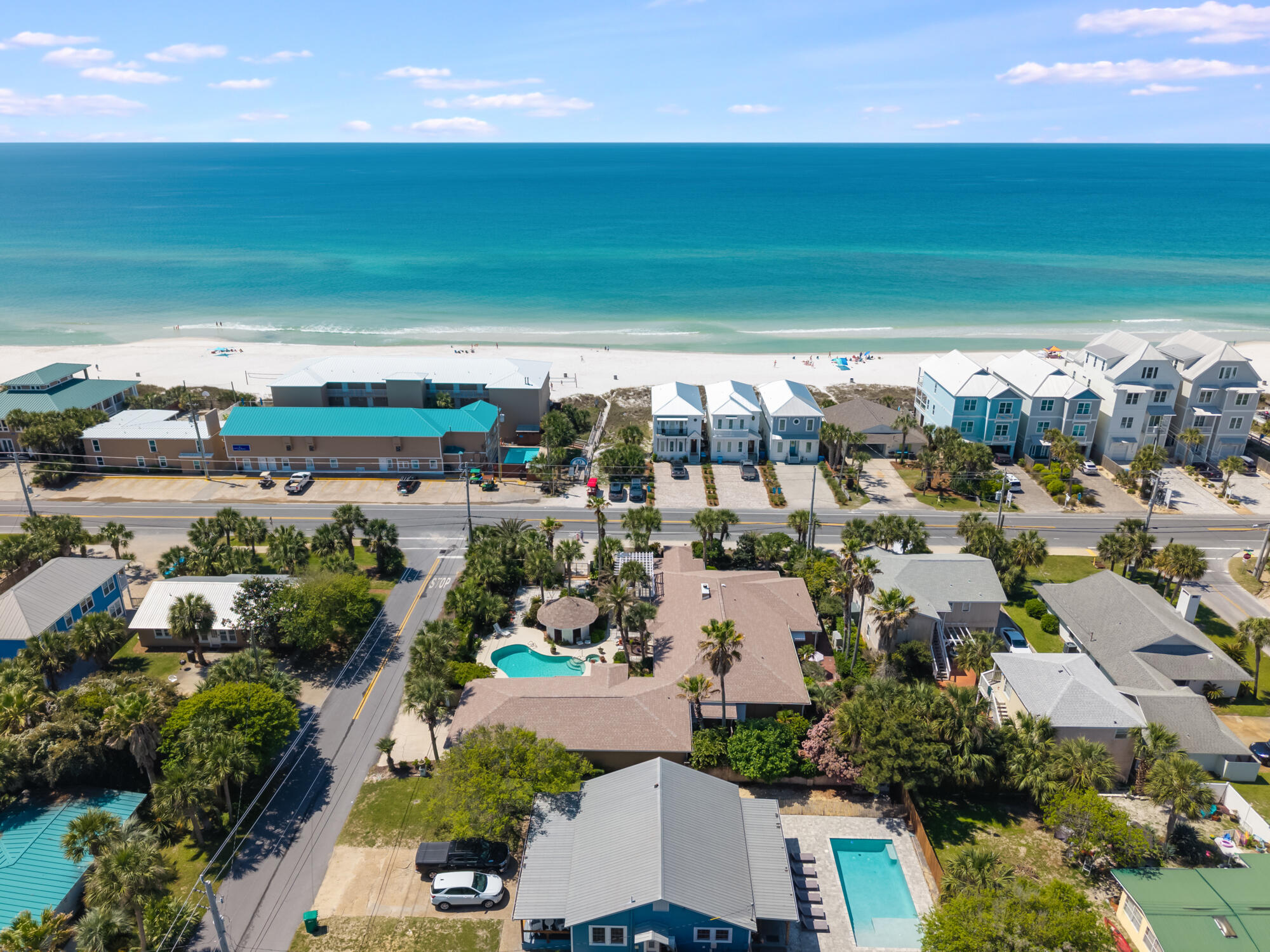 LAGUNA BEACH - Residential