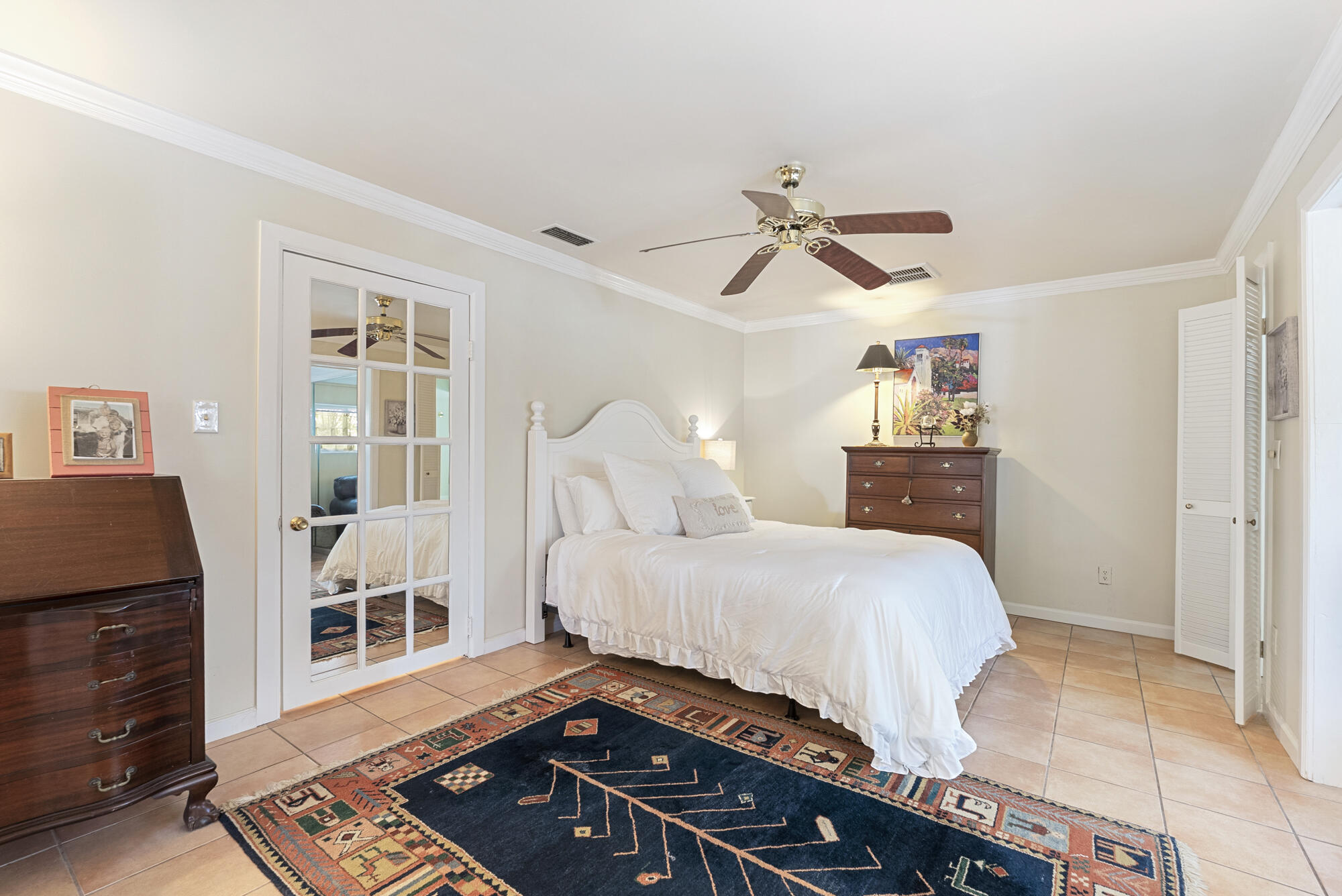 LAGUNA BEACH - Residential