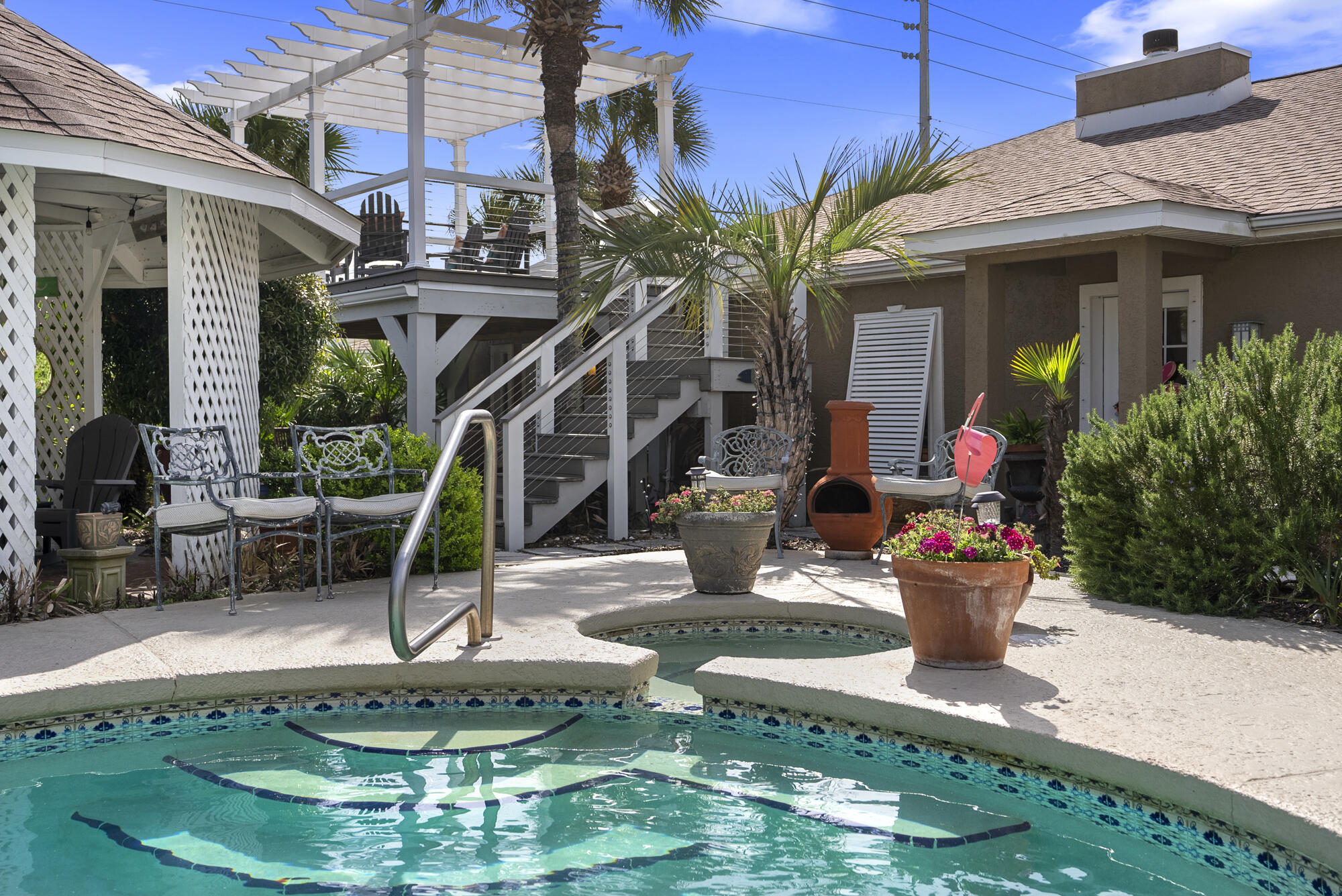 LAGUNA BEACH - Residential