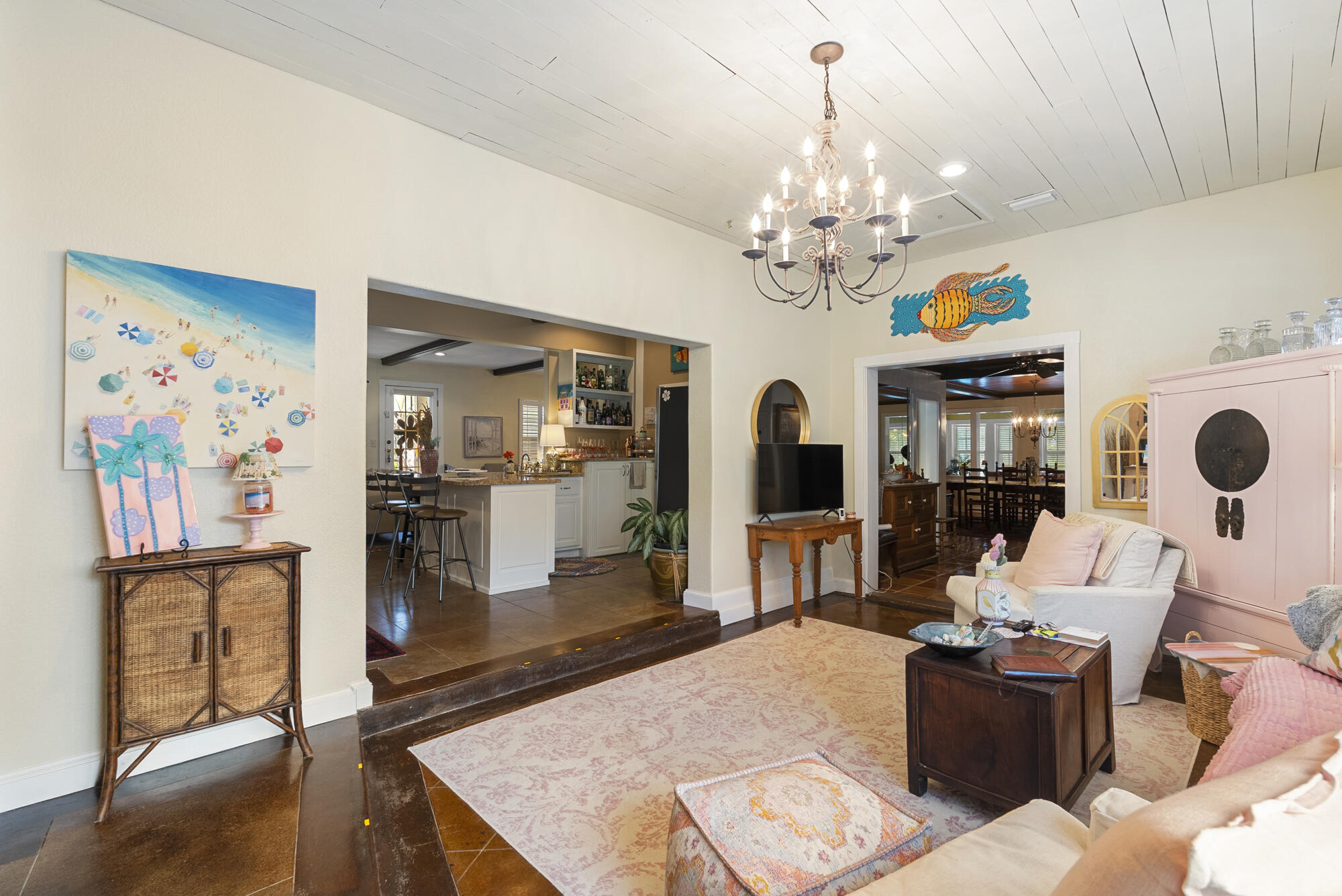 LAGUNA BEACH - Residential