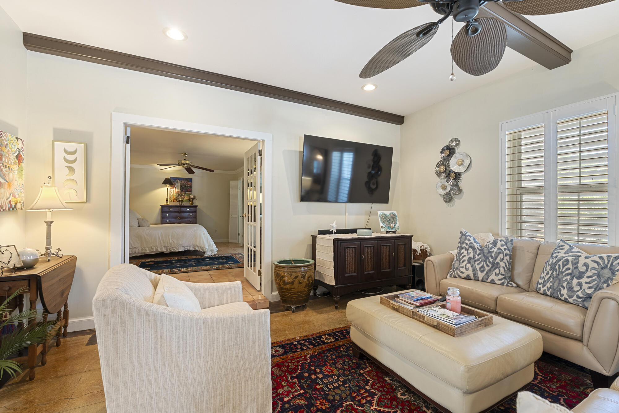 LAGUNA BEACH - Residential