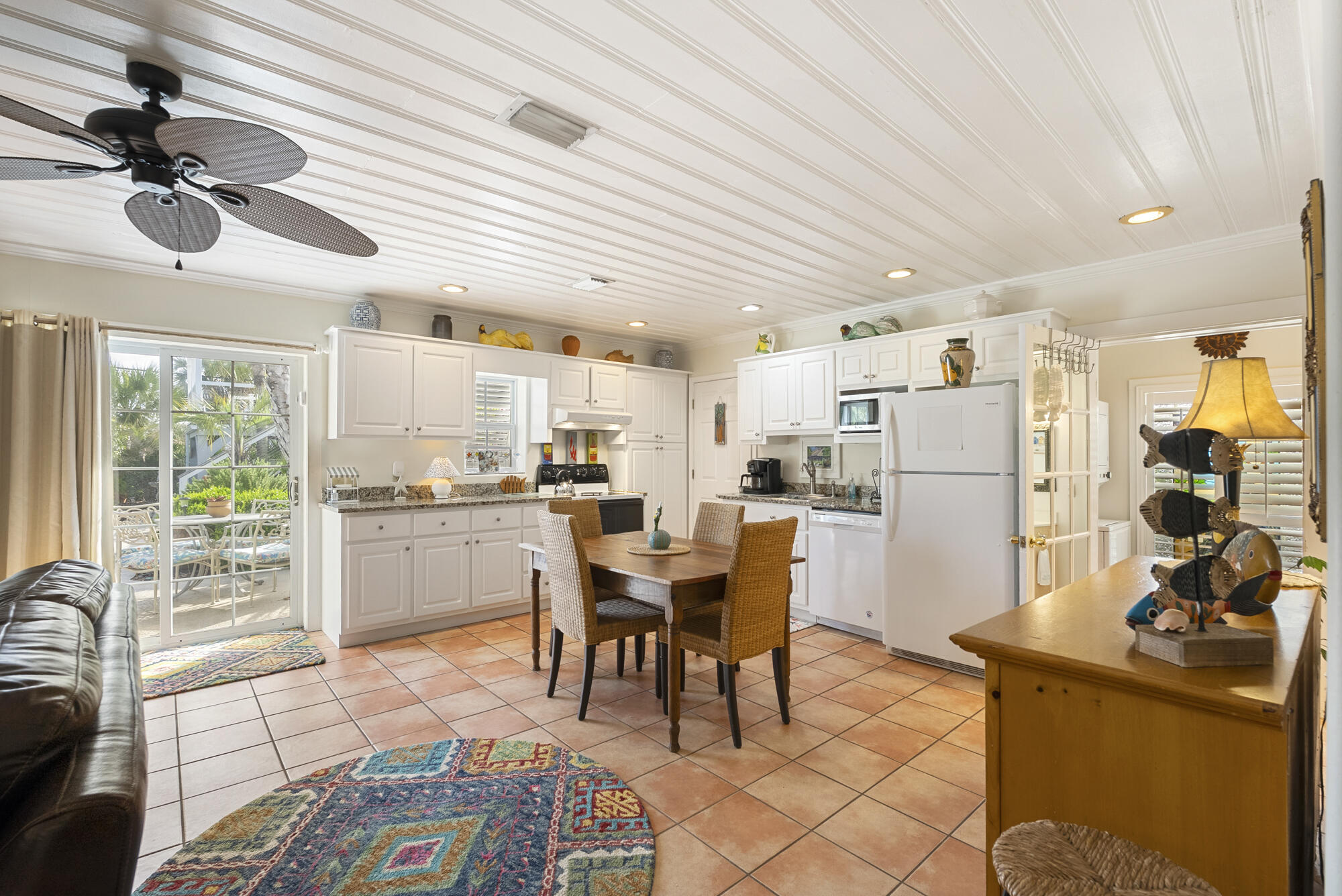 LAGUNA BEACH - Residential