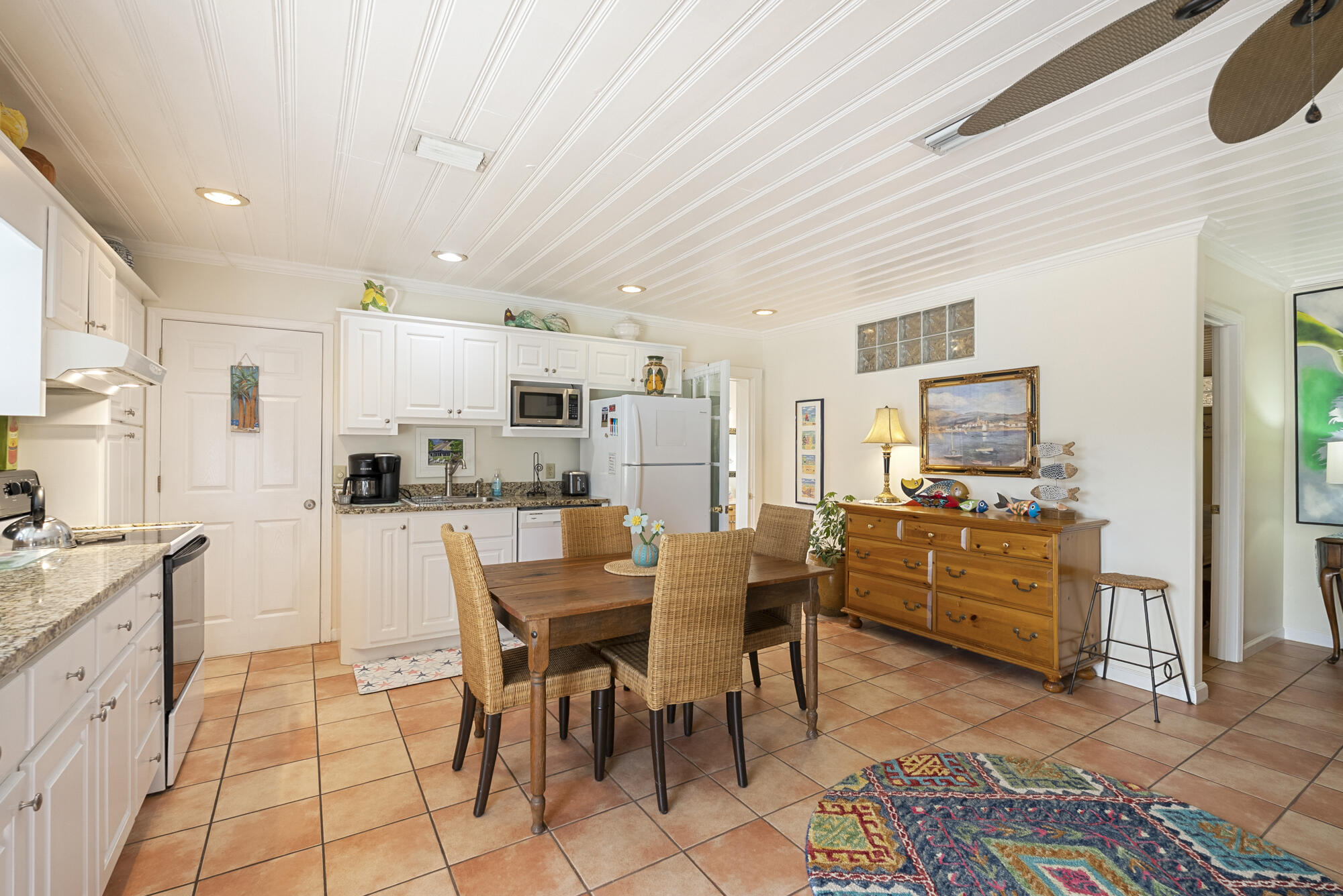 LAGUNA BEACH - Residential