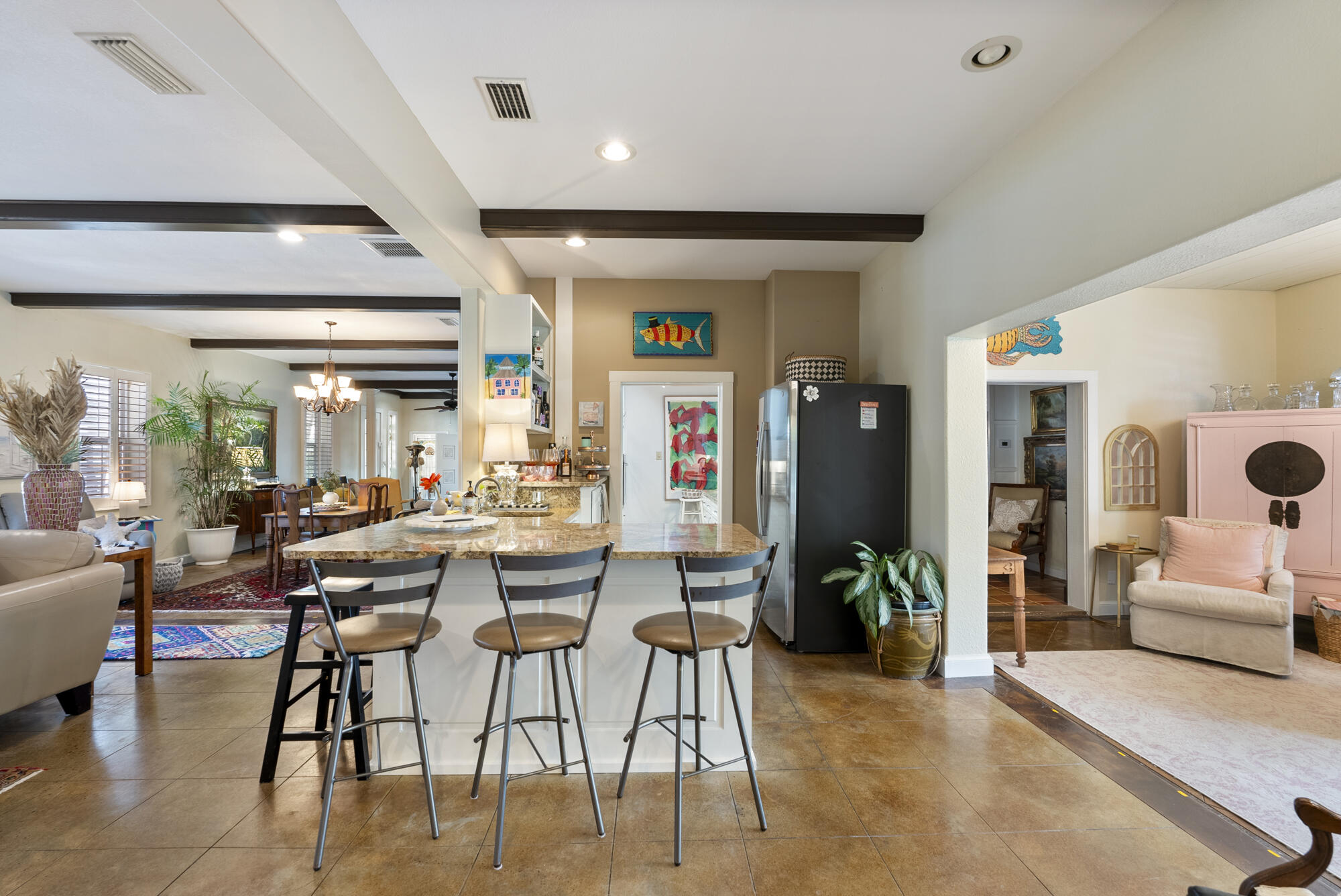 LAGUNA BEACH - Residential