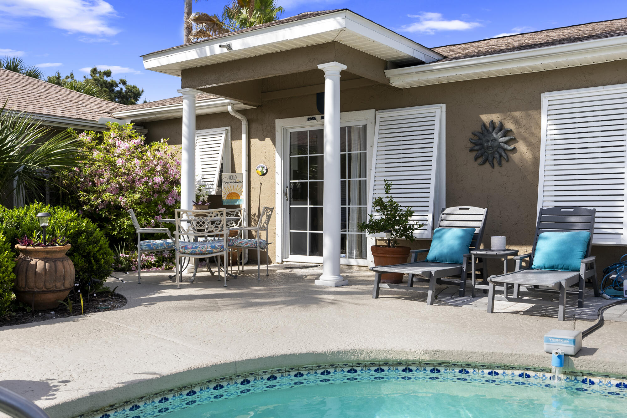 LAGUNA BEACH - Residential