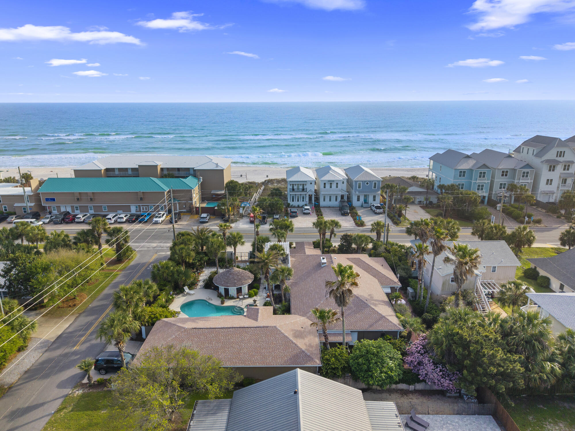 LAGUNA BEACH - Residential