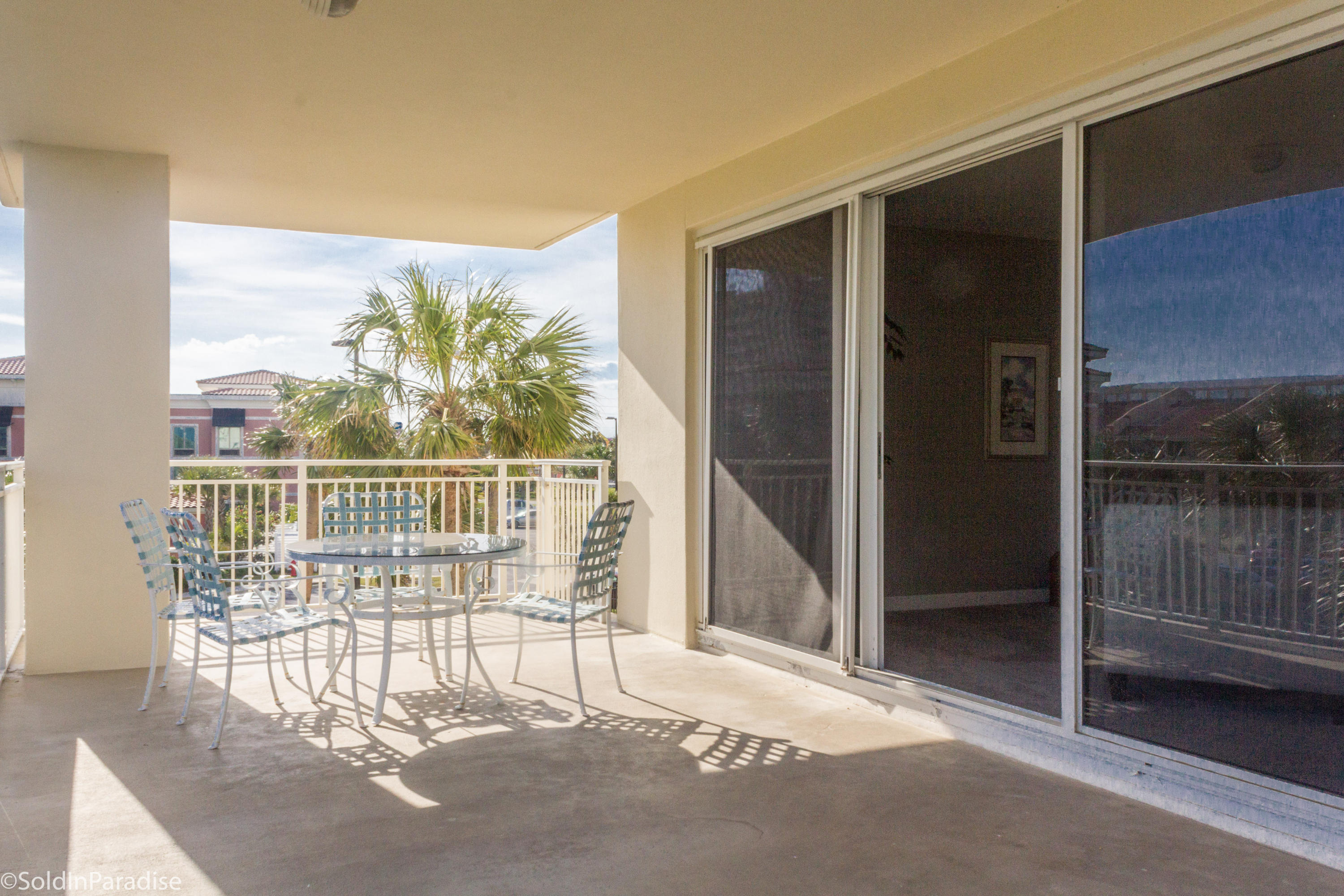 STERLING SHORES - Residential