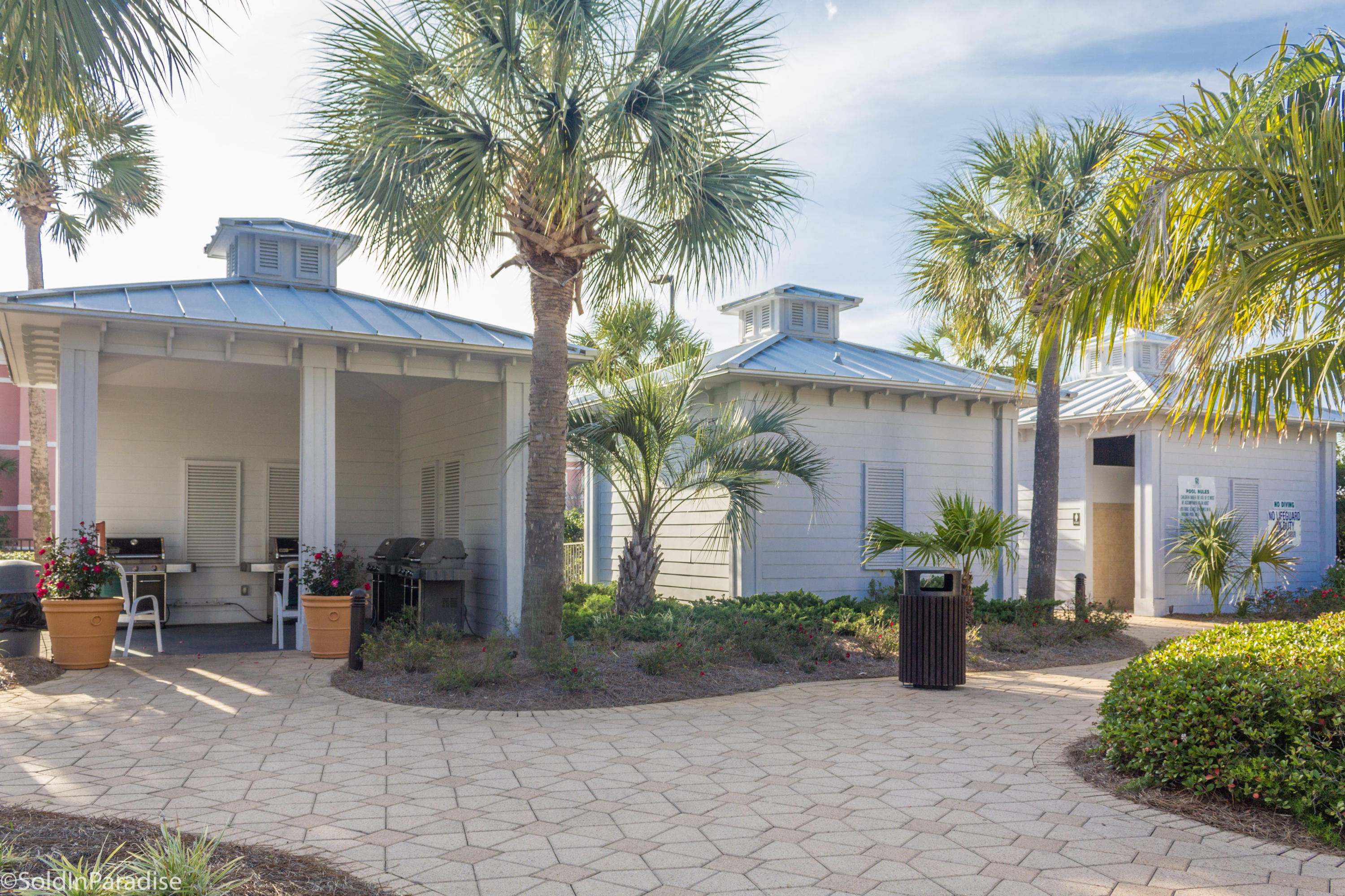 STERLING SHORES - Residential