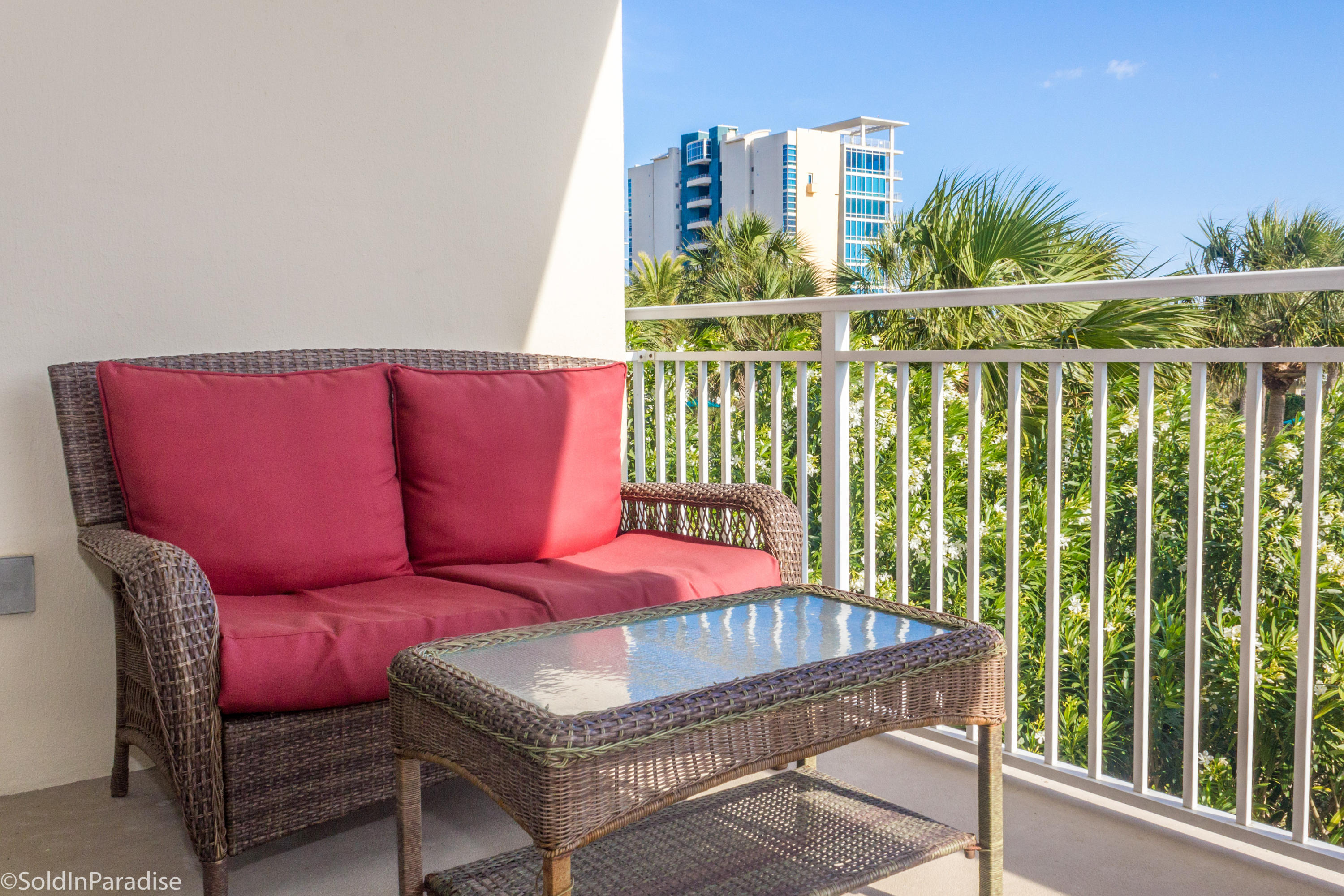 STERLING SHORES - Residential