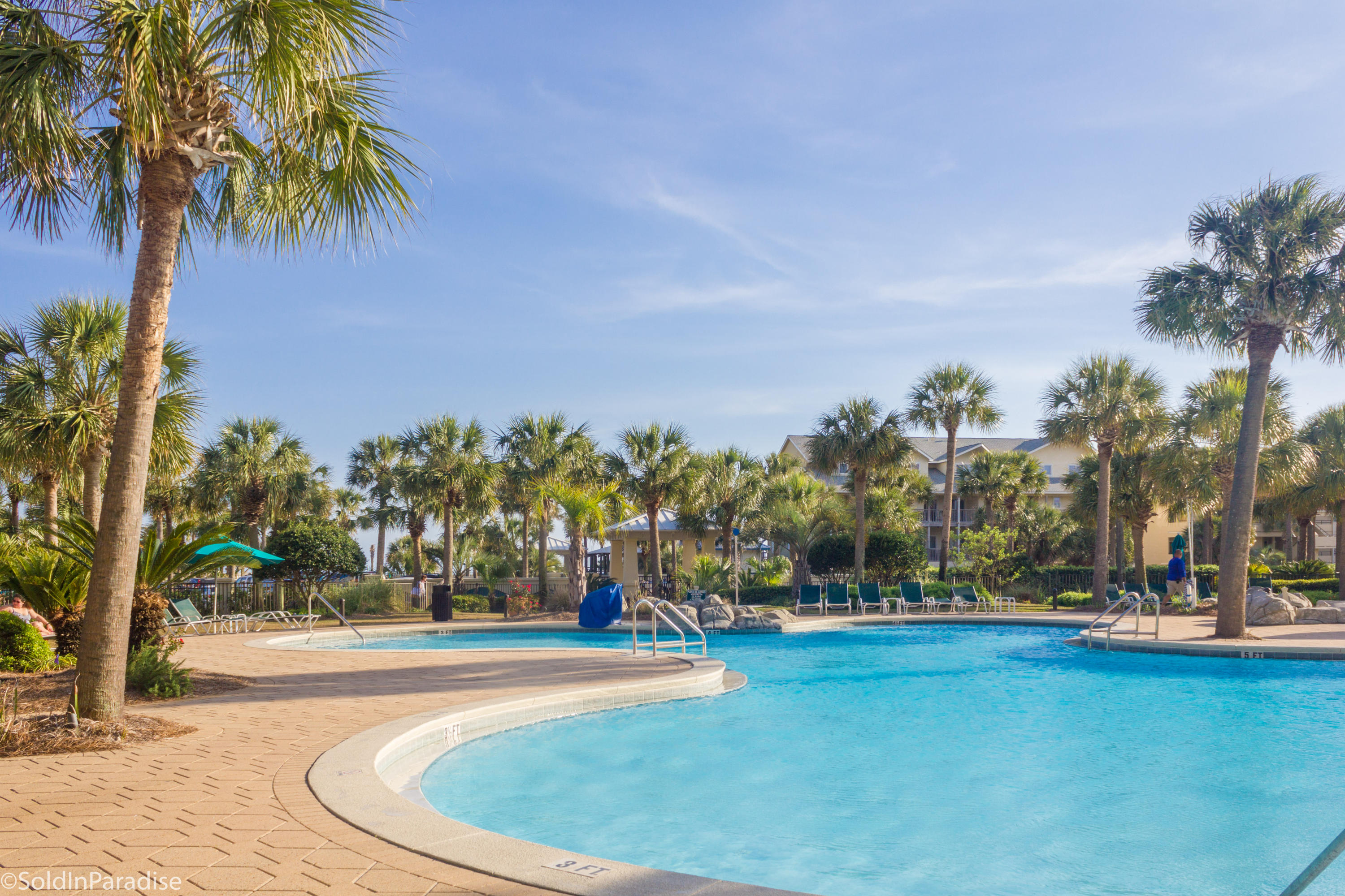 STERLING SHORES - Residential