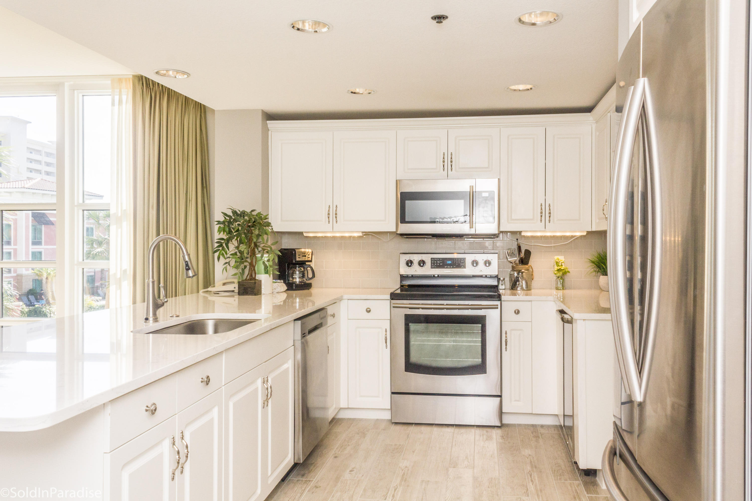 STERLING SHORES - Residential