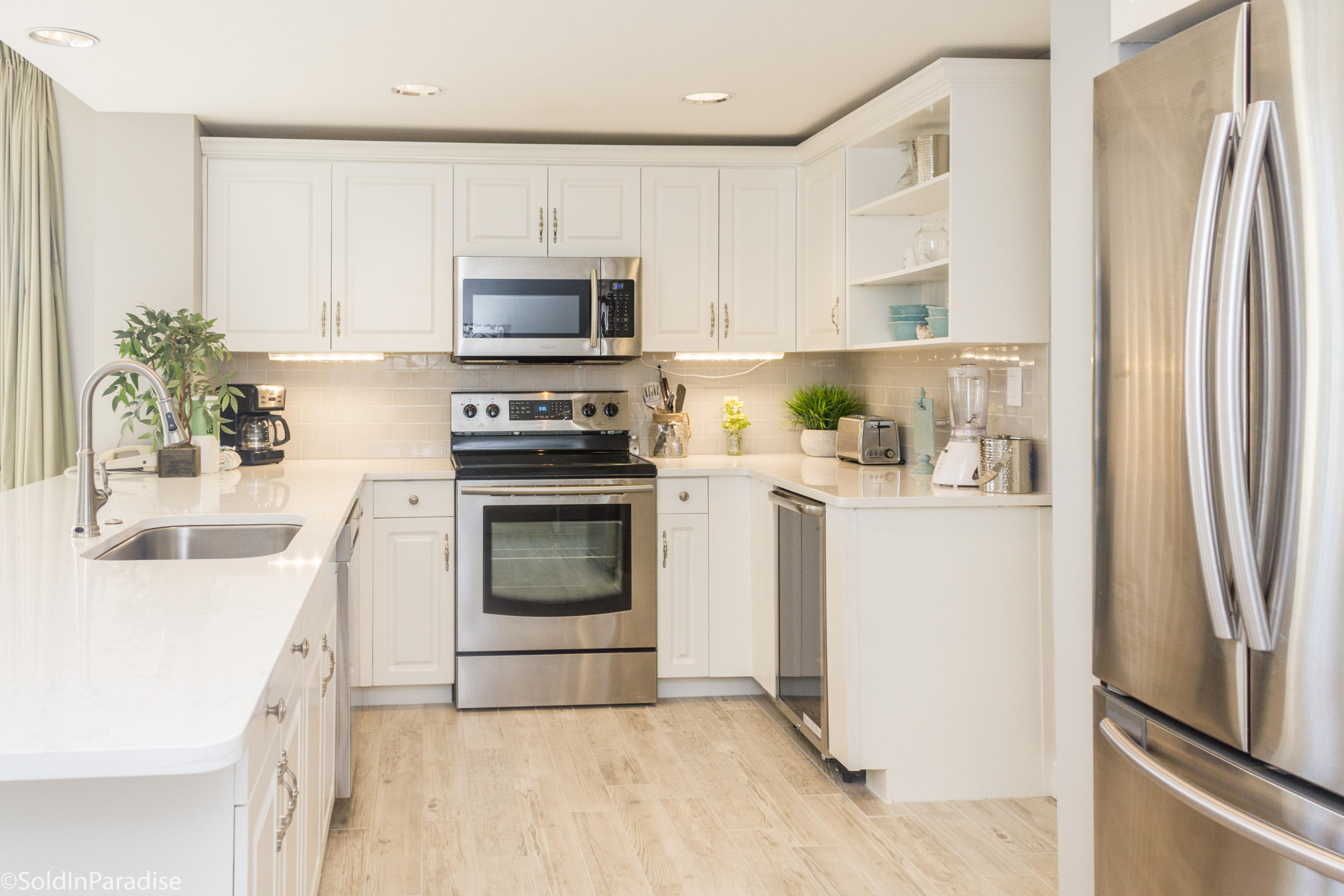 STERLING SHORES - Residential