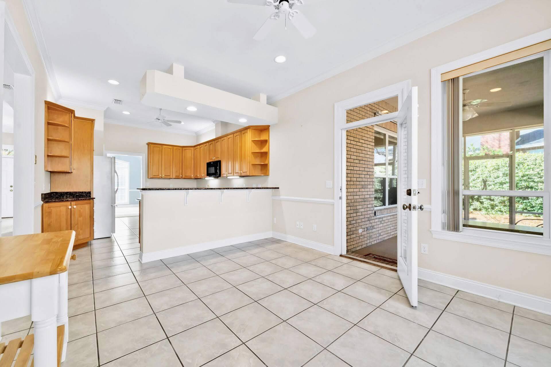 ROCKY BAYOU COUNTRY CLUB ESTATES 1, LAKE WAY VILLAS II - Residential