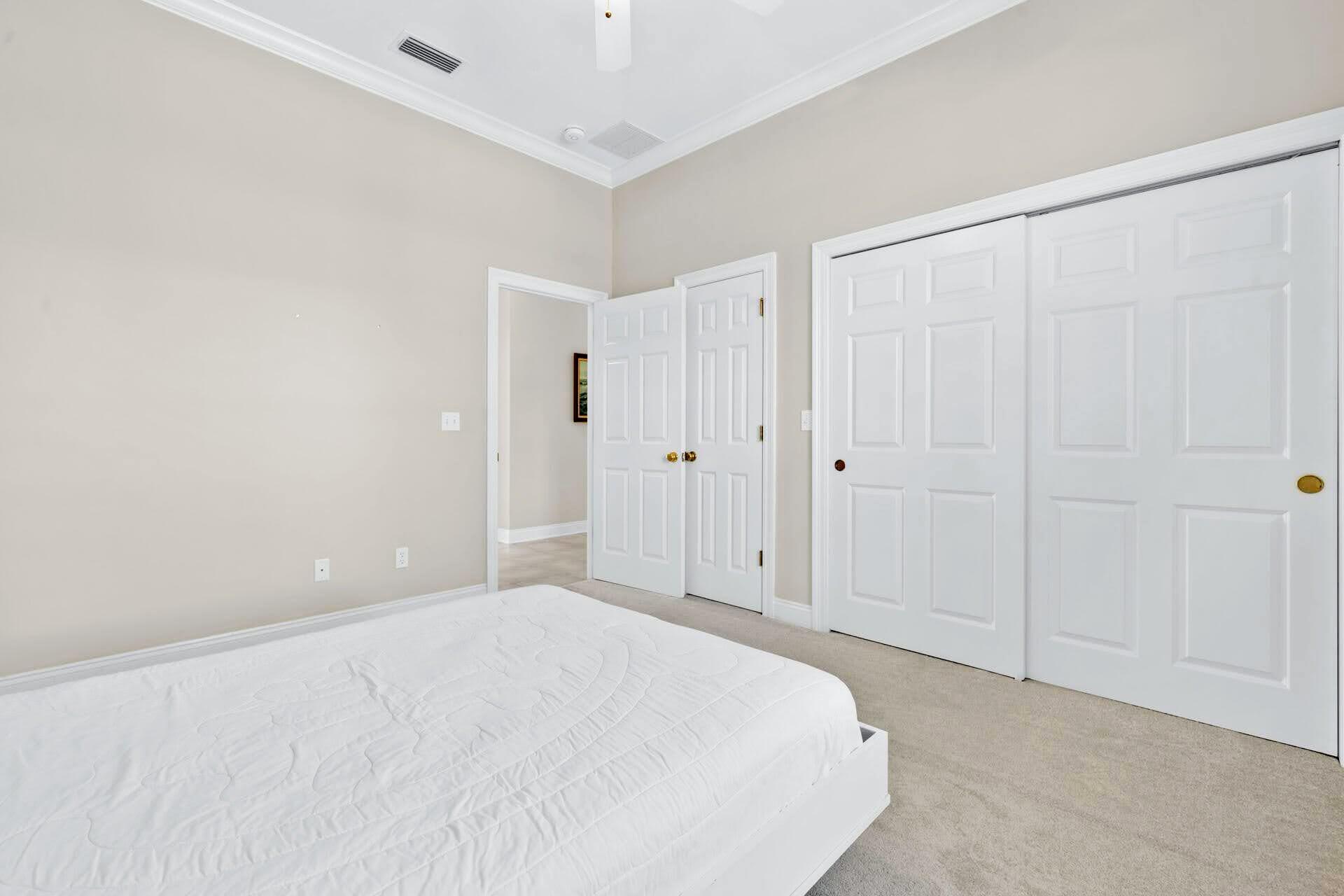 ROCKY BAYOU COUNTRY CLUB ESTATES 1, LAKE WAY VILLAS II - Residential