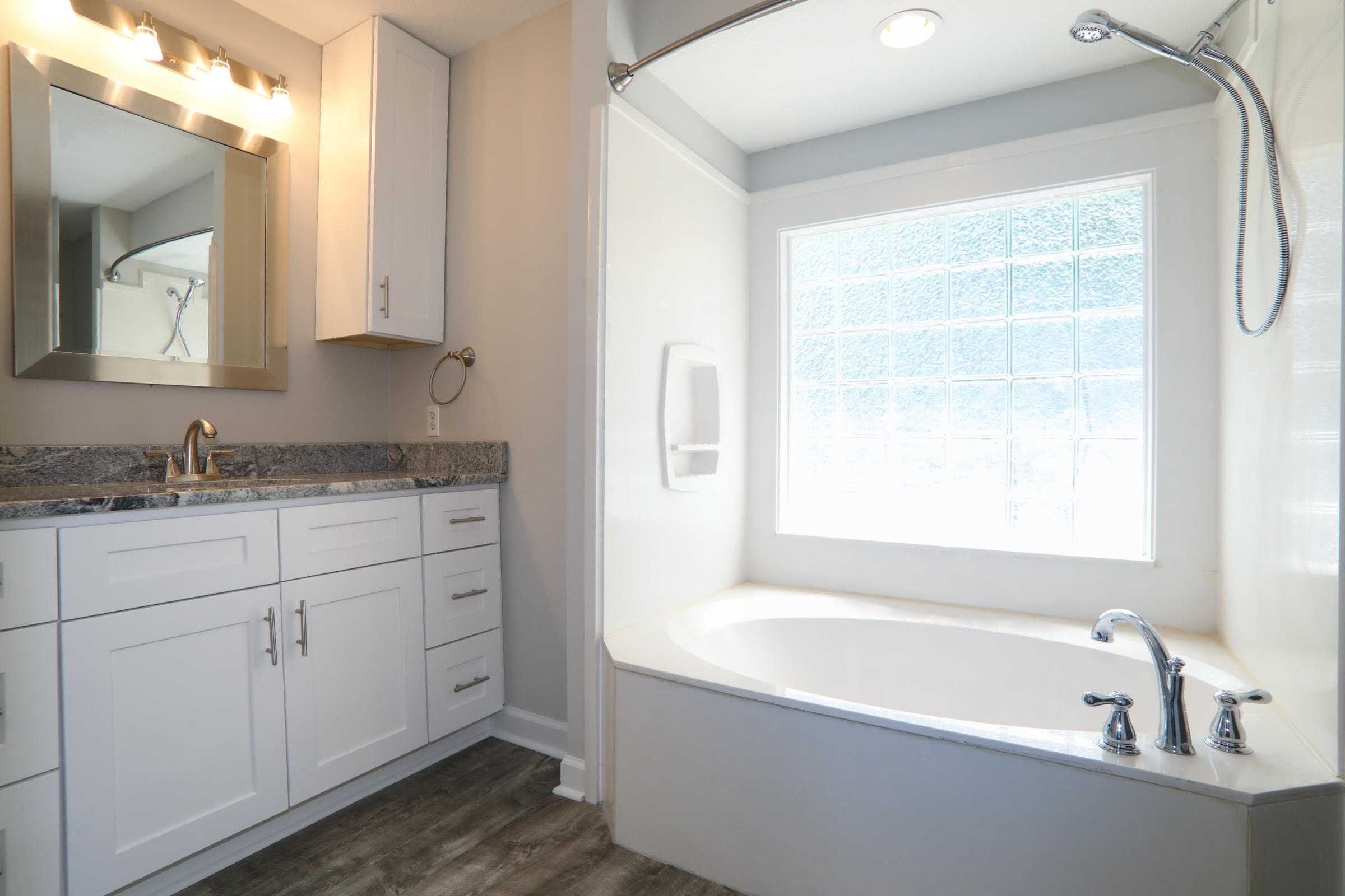 ESCADA - Residential