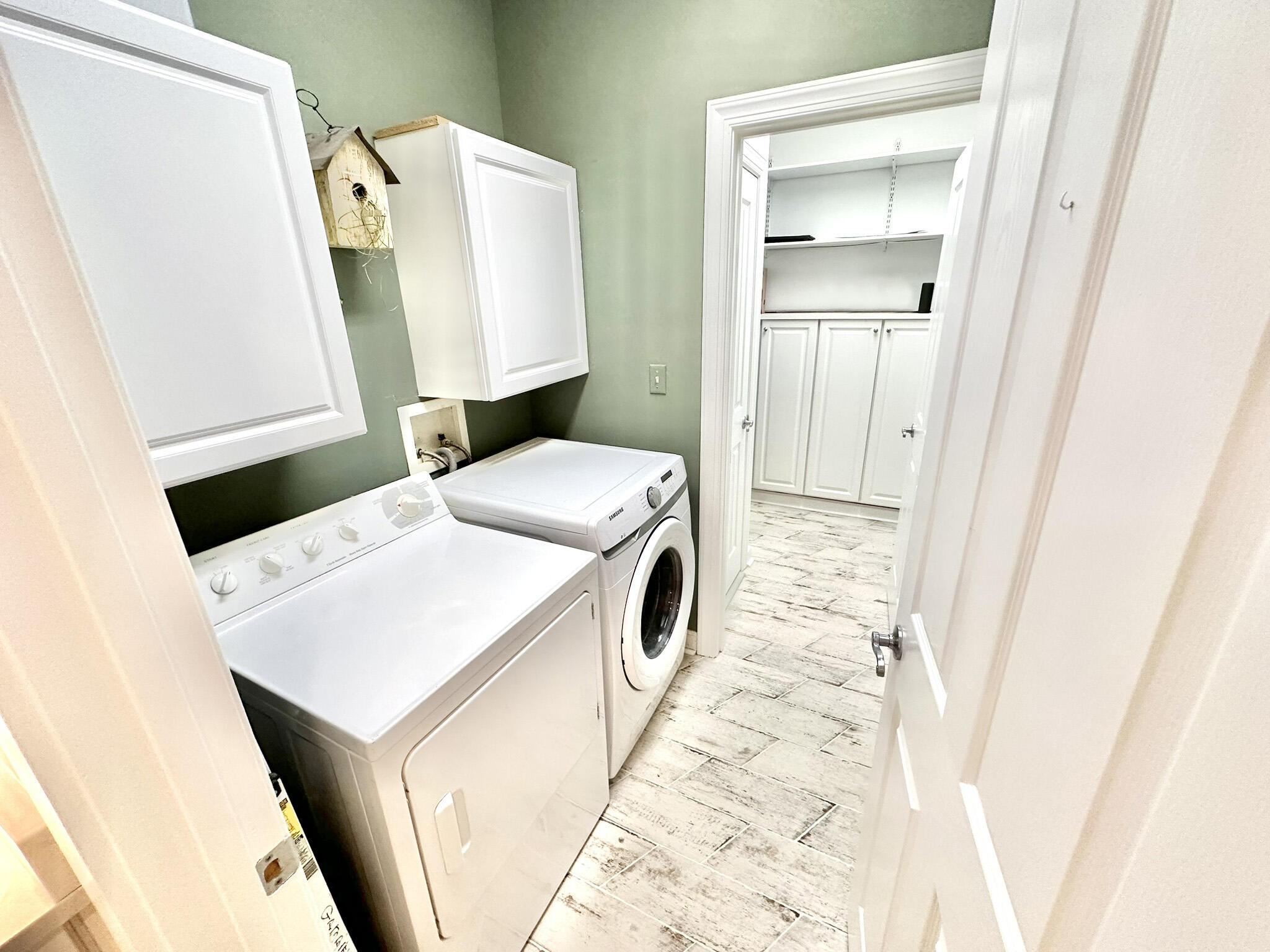 PRESTWICK PLACE - Residential