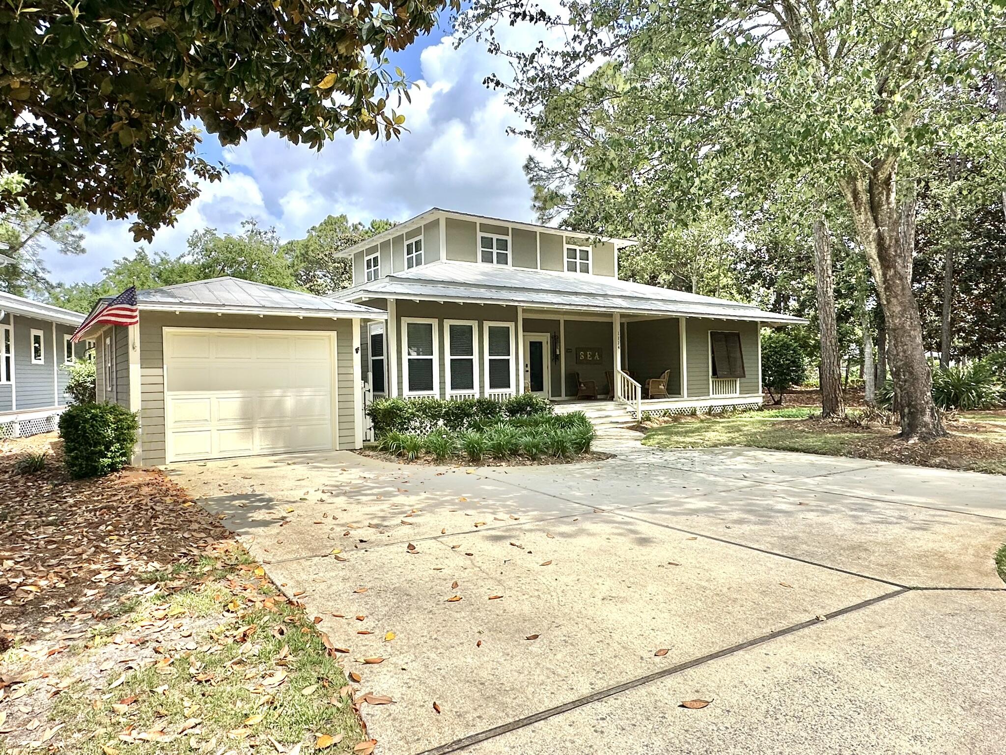 PRESTWICK PLACE - Residential