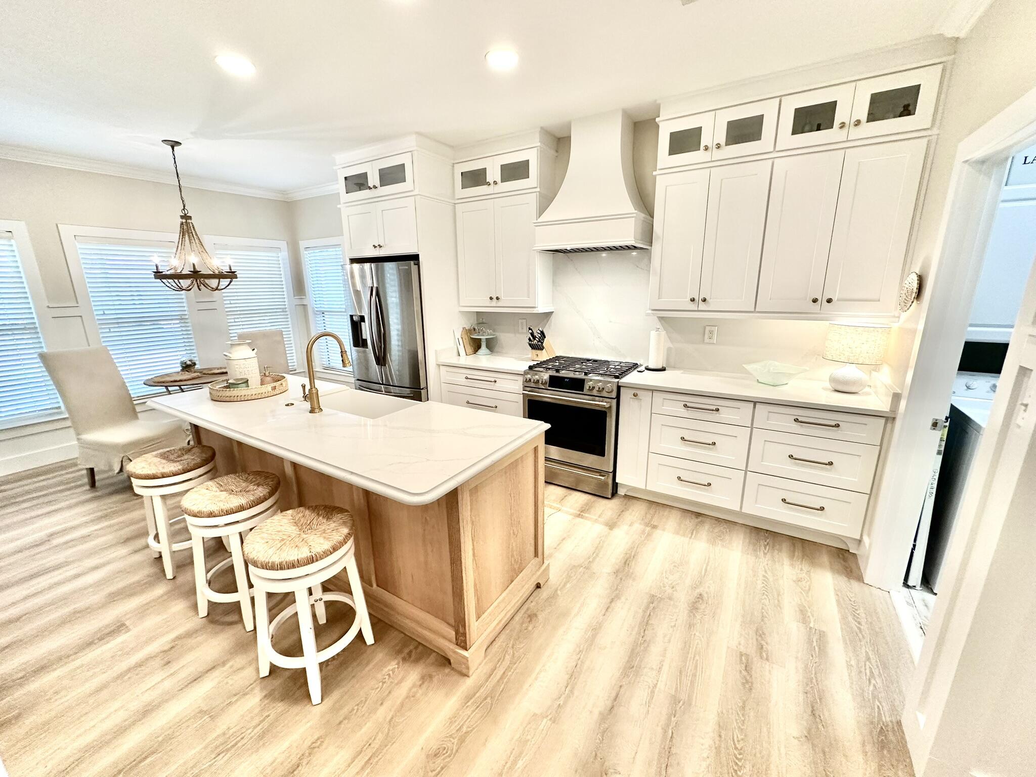 PRESTWICK PLACE - Residential