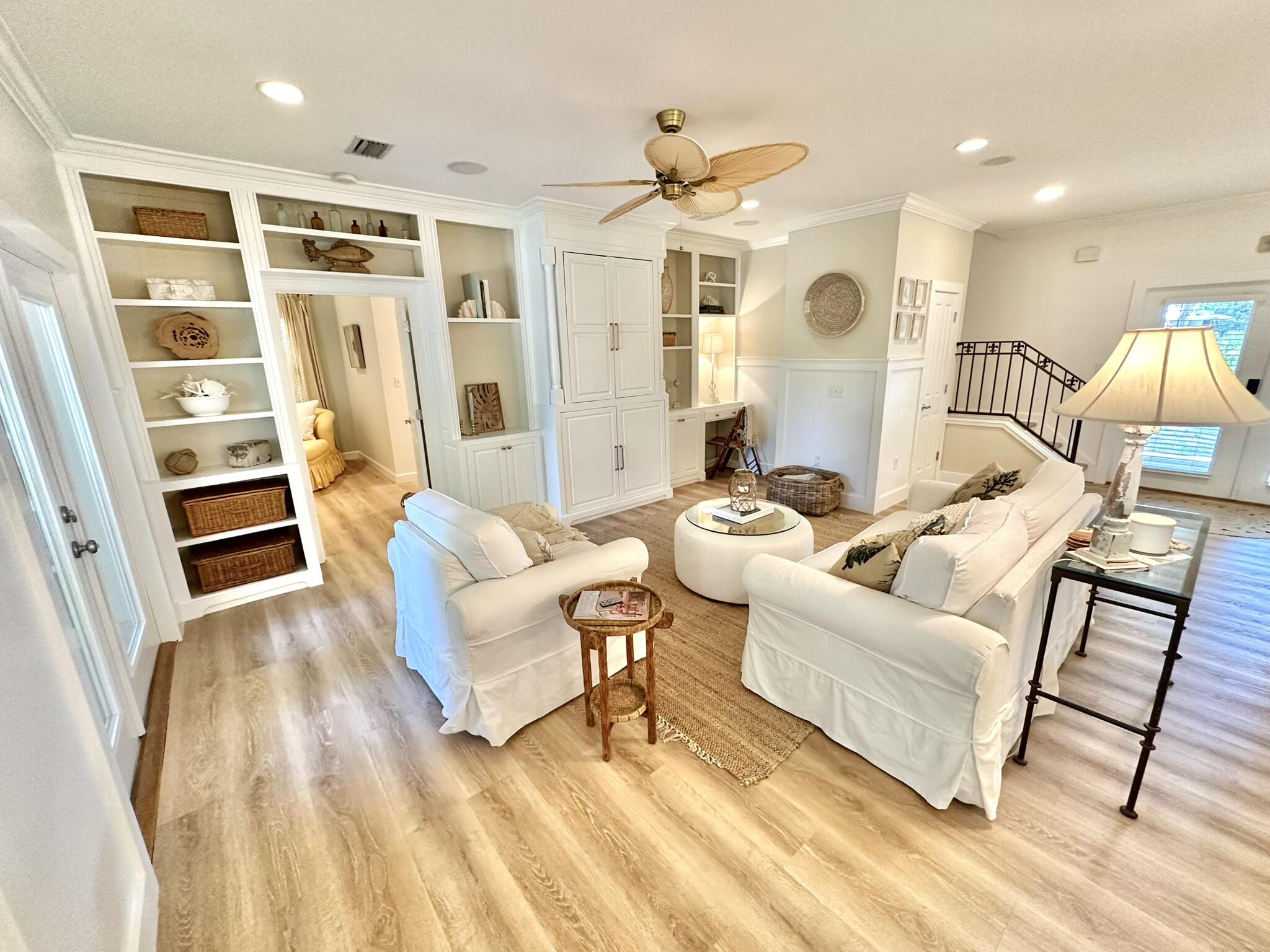 PRESTWICK PLACE - Residential