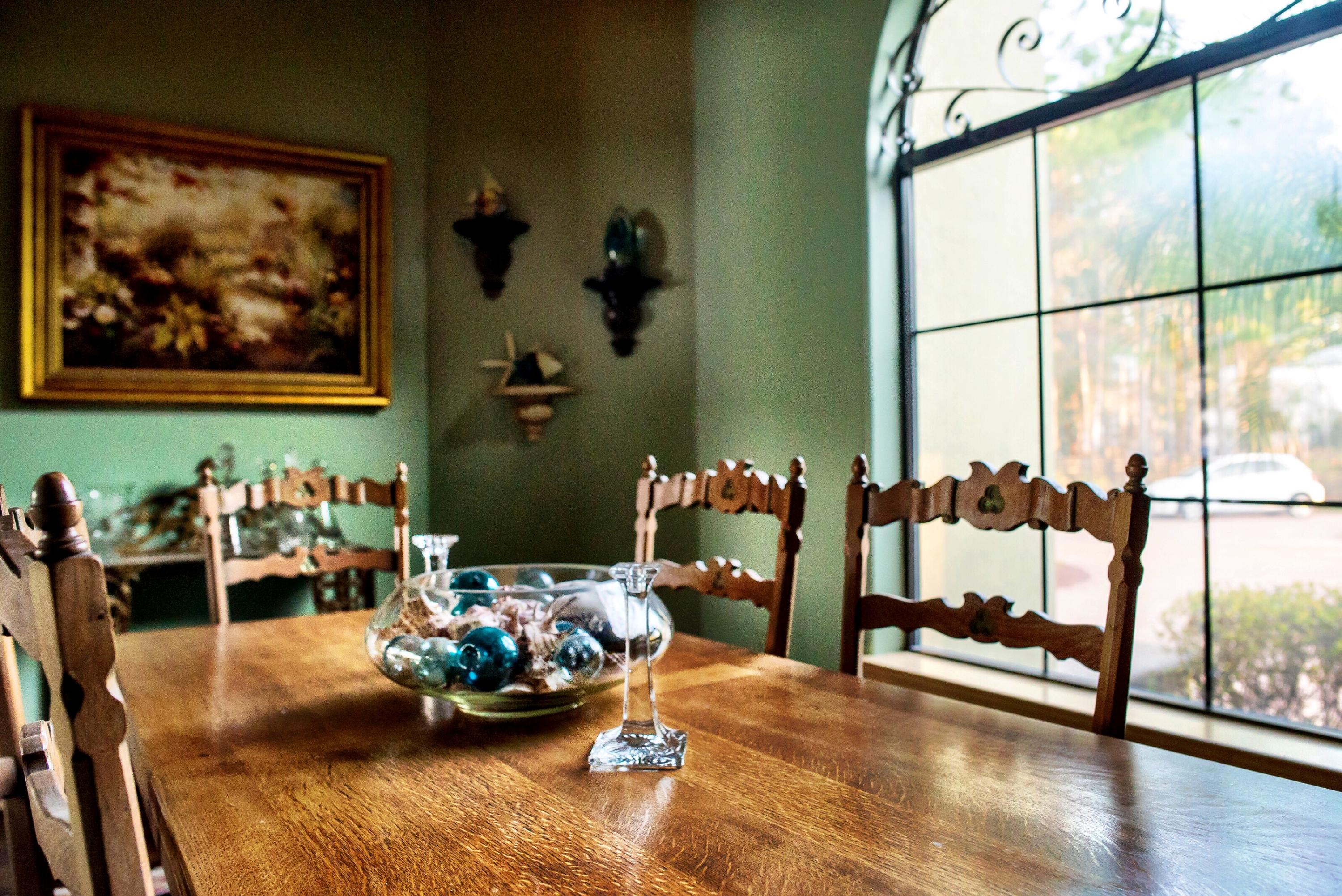 WHISPERING OAKS - Residential