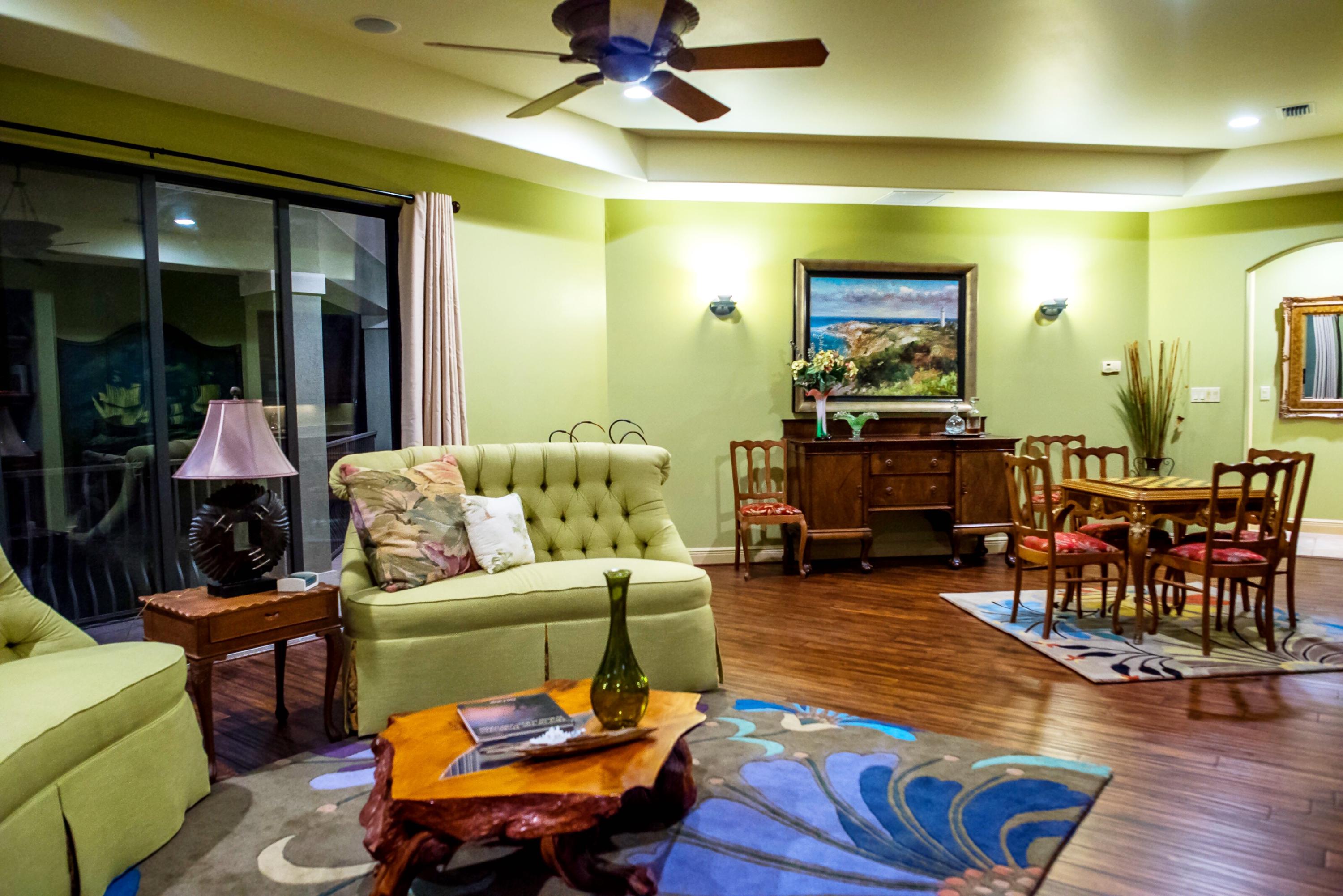 WHISPERING OAKS - Residential