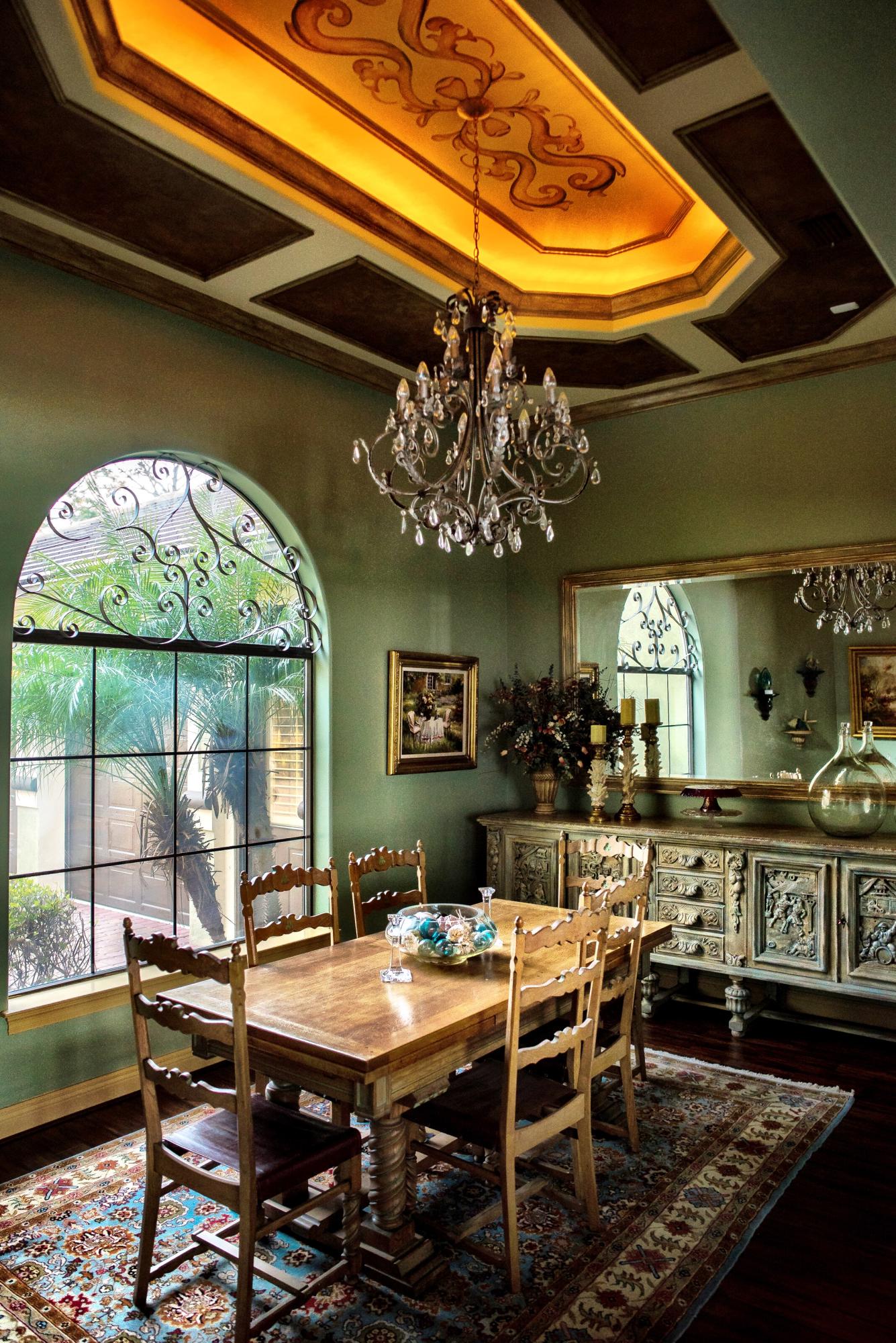 WHISPERING OAKS - Residential