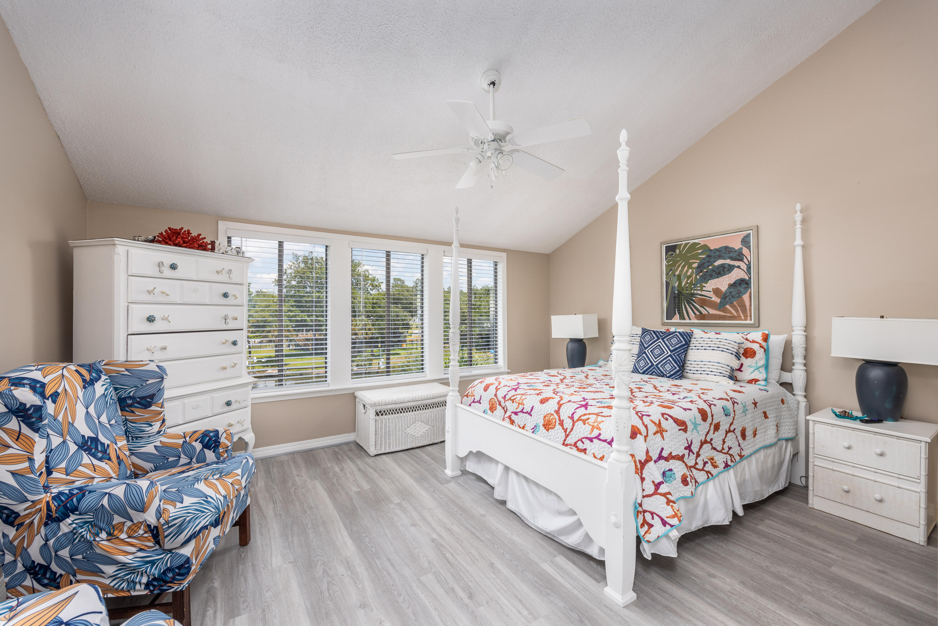 St. Thomas Square - Residential