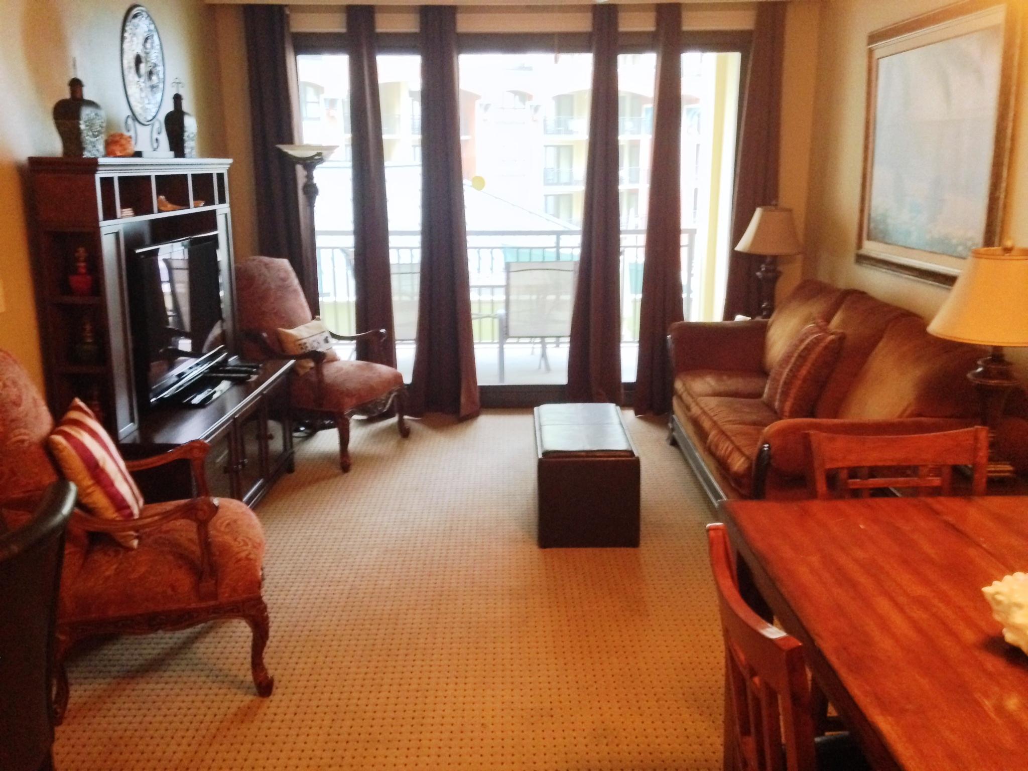 EMERALD GRANDE - Residential