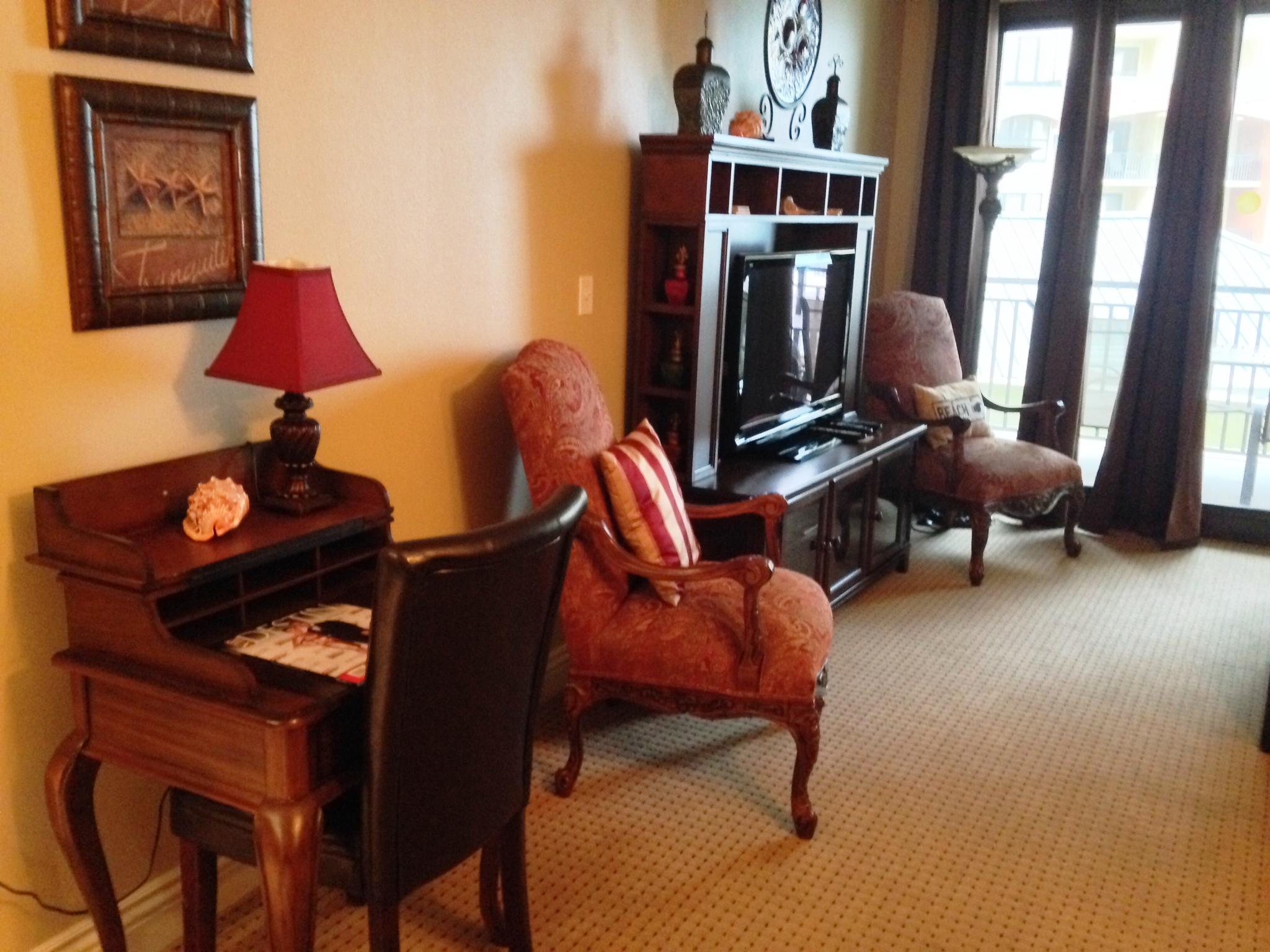 EMERALD GRANDE - Residential