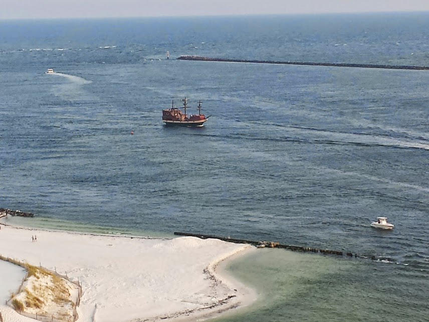 EMERALD GRANDE at Harbor Walk Village - Residential