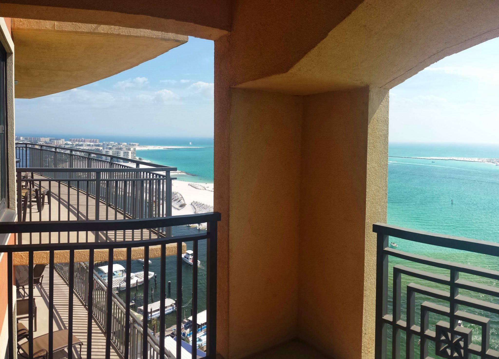 EMERALD GRANDE at Harbor Walk Village - Residential