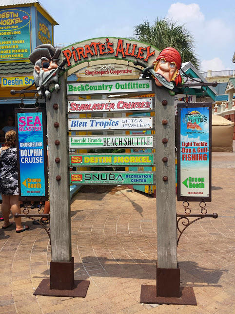 EMERALD GRANDE at Harbor Walk Village - Residential