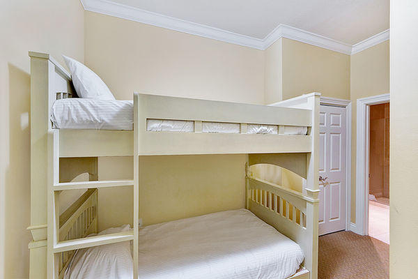 EMERALD GRANDE at Harbor Walk Village - Residential