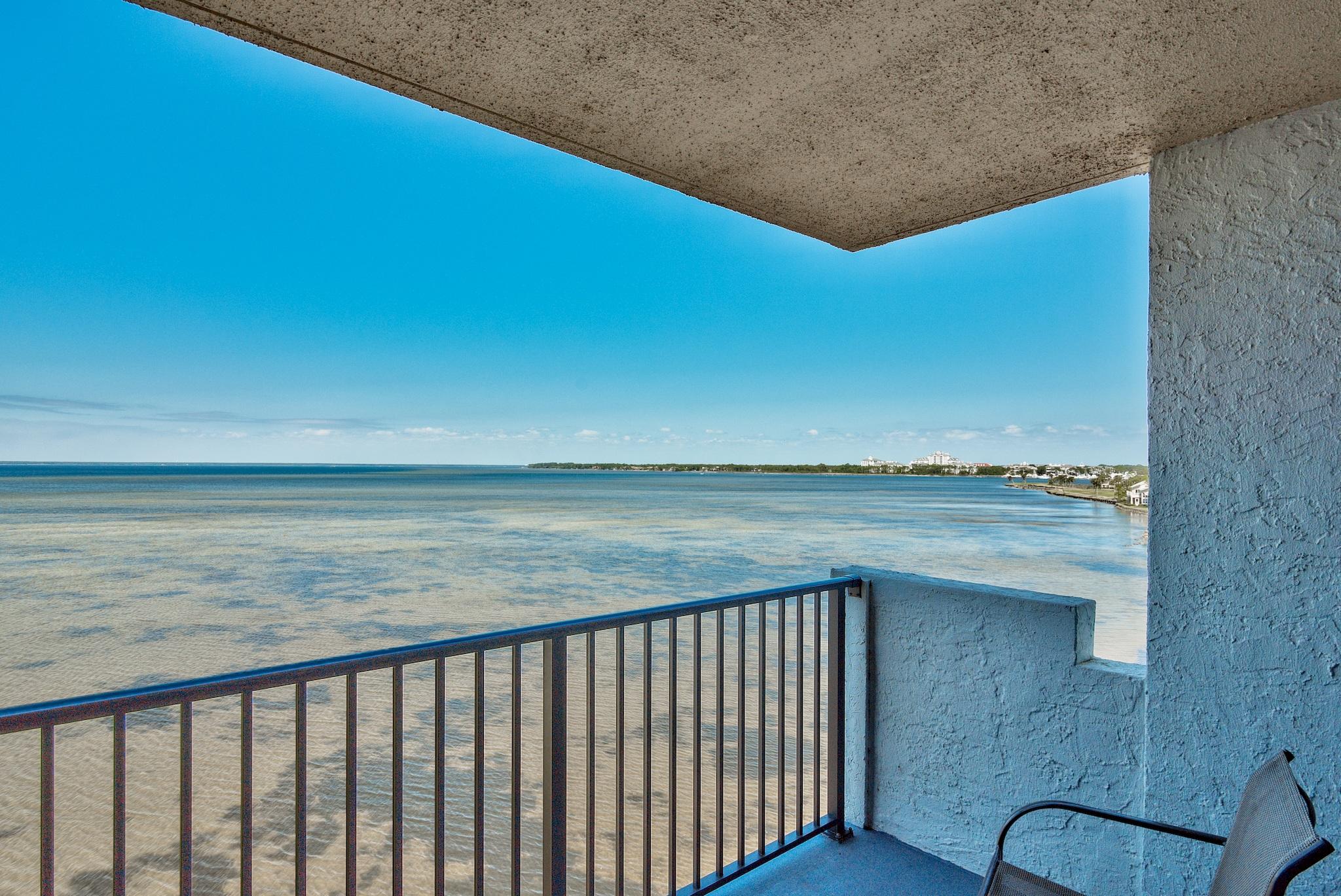 BAYSIDE CONDO SANDESTIN - Residential