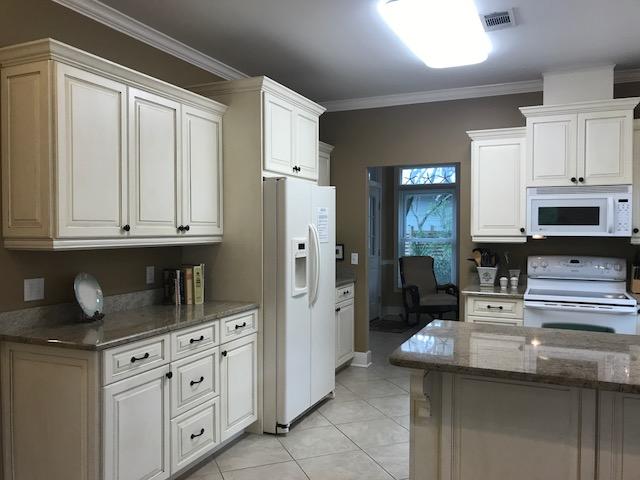 CASSINE VILLAGE - Residential